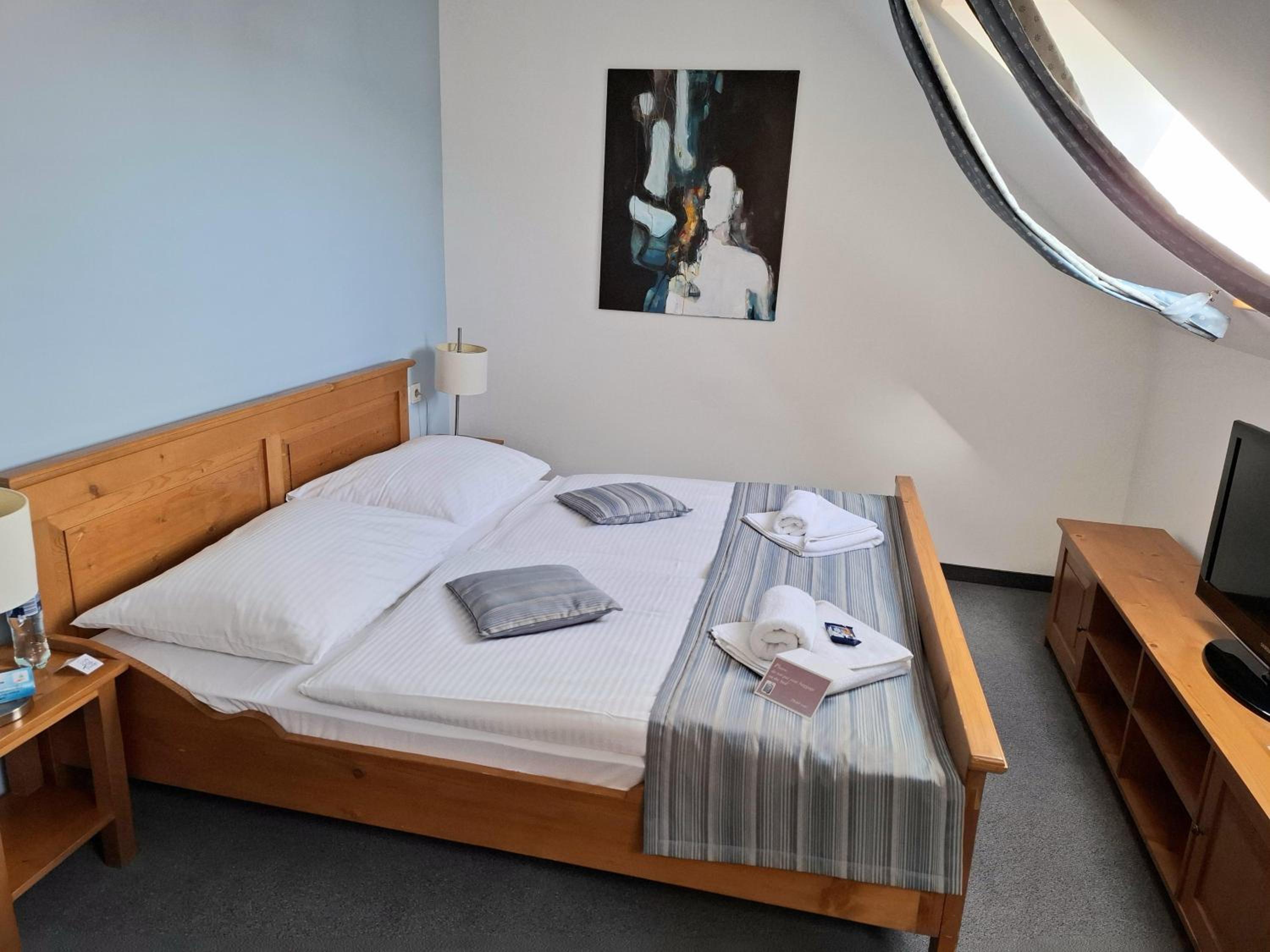 Economy Double Room photo 1