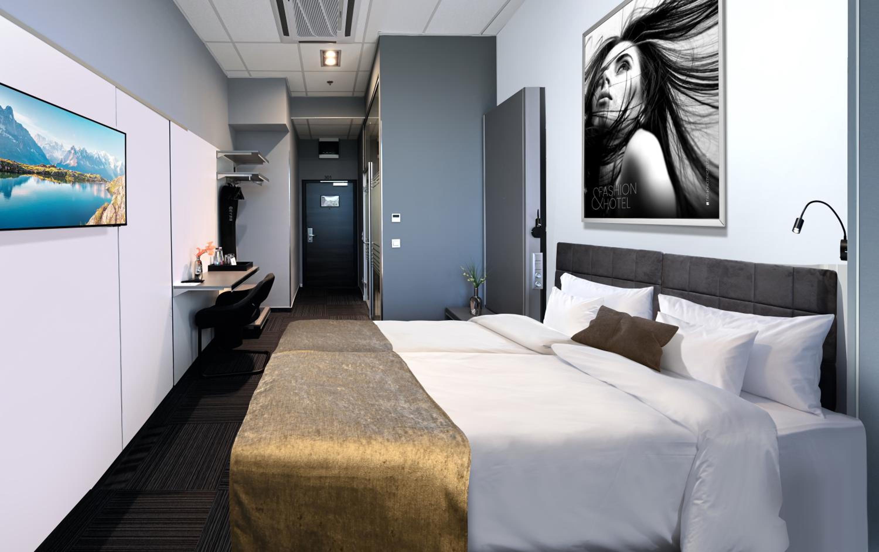 Double Room with Private Bathroom