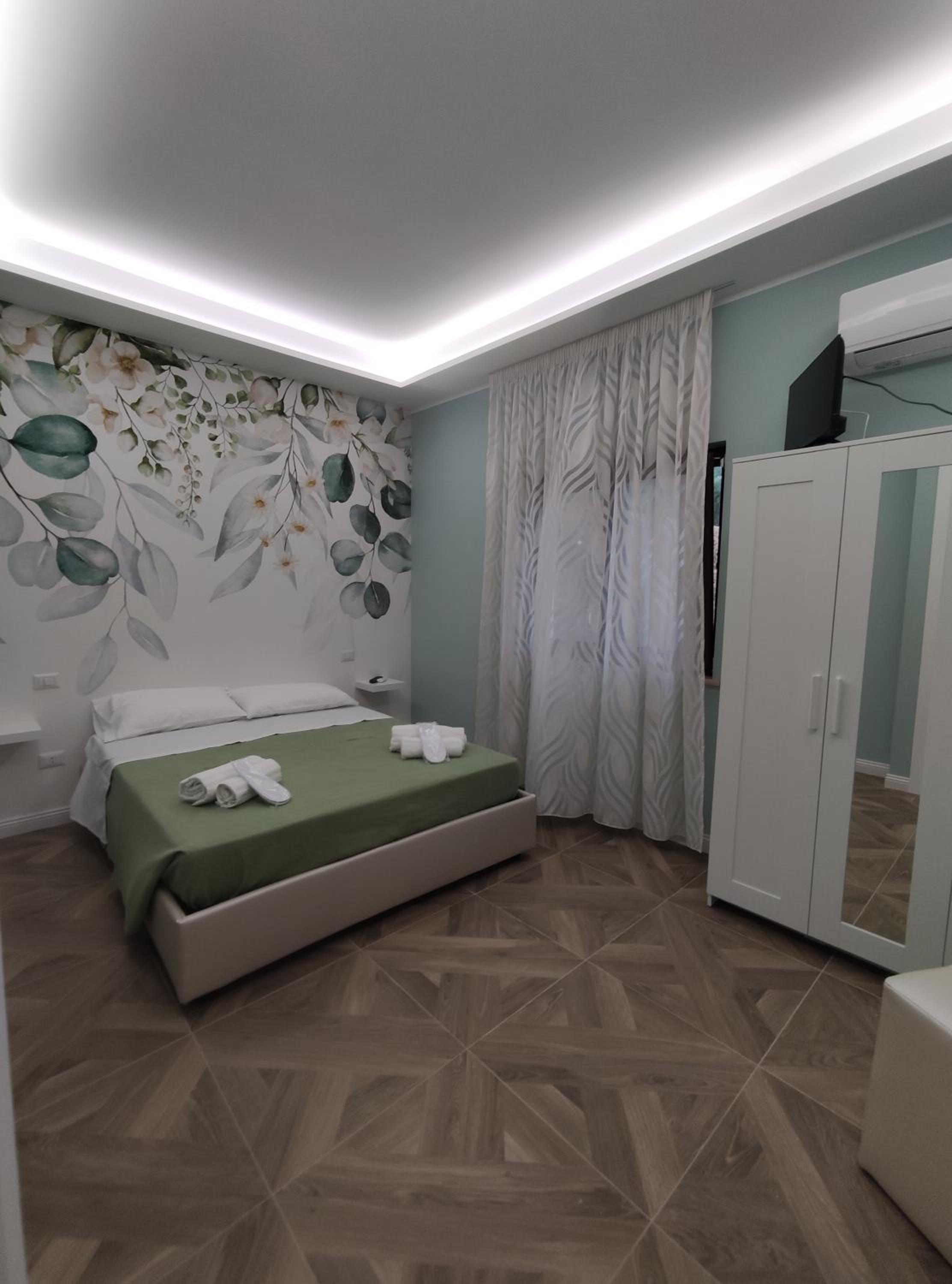 Deluxe Double Room With Extra Bed photo 2