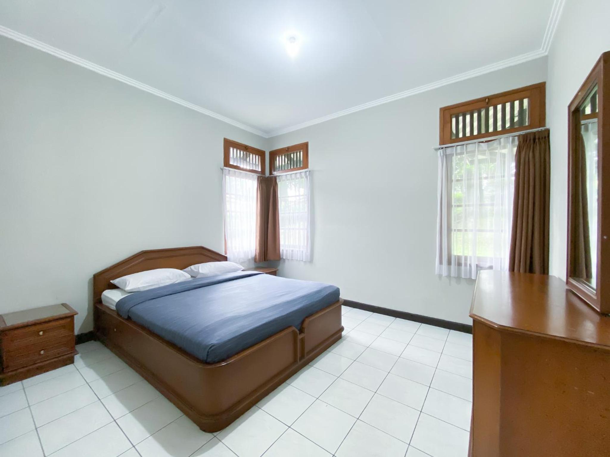 Four-Bedroom Villa photo 2