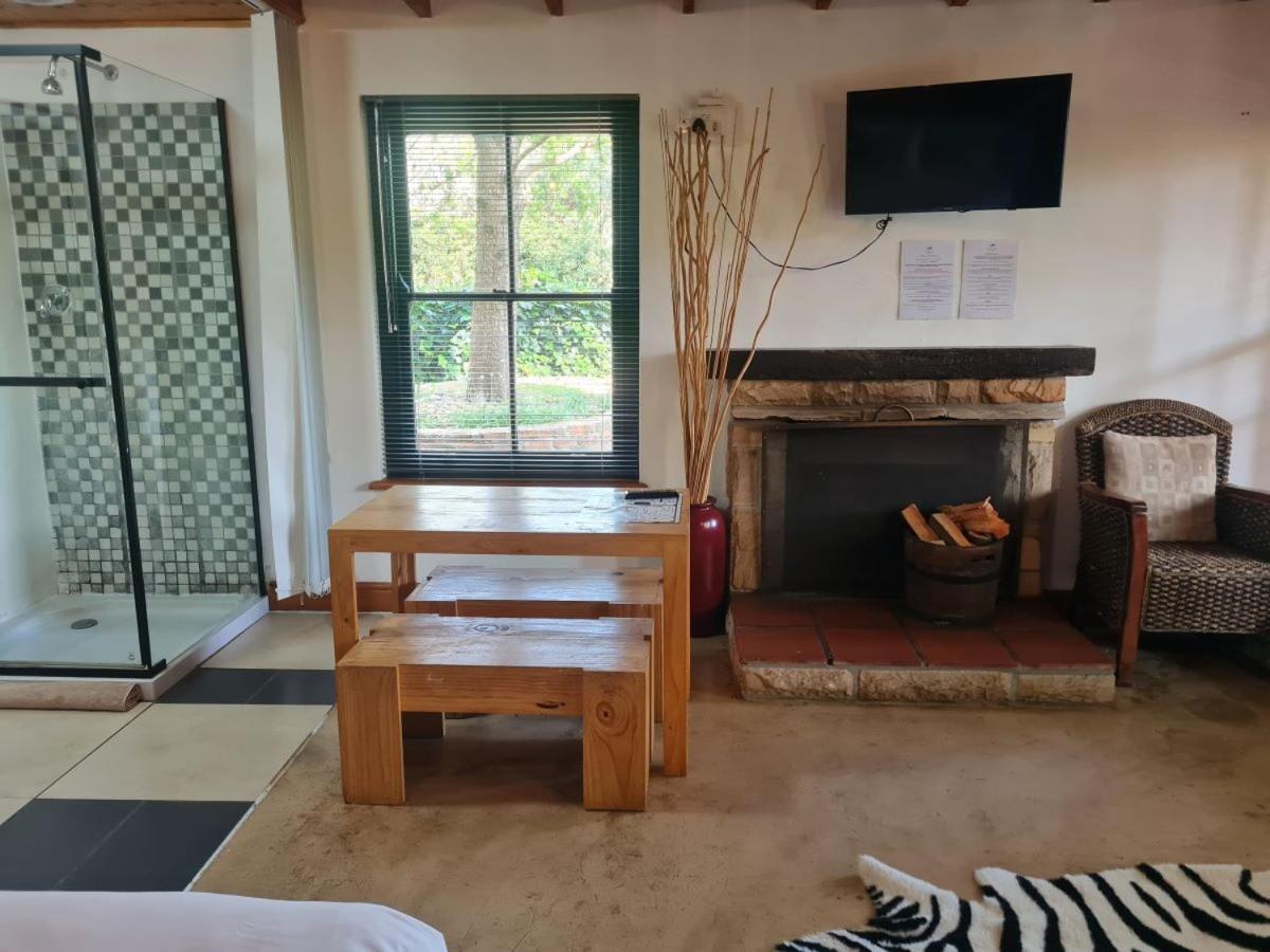 Family Room with Garden View - Photo 22