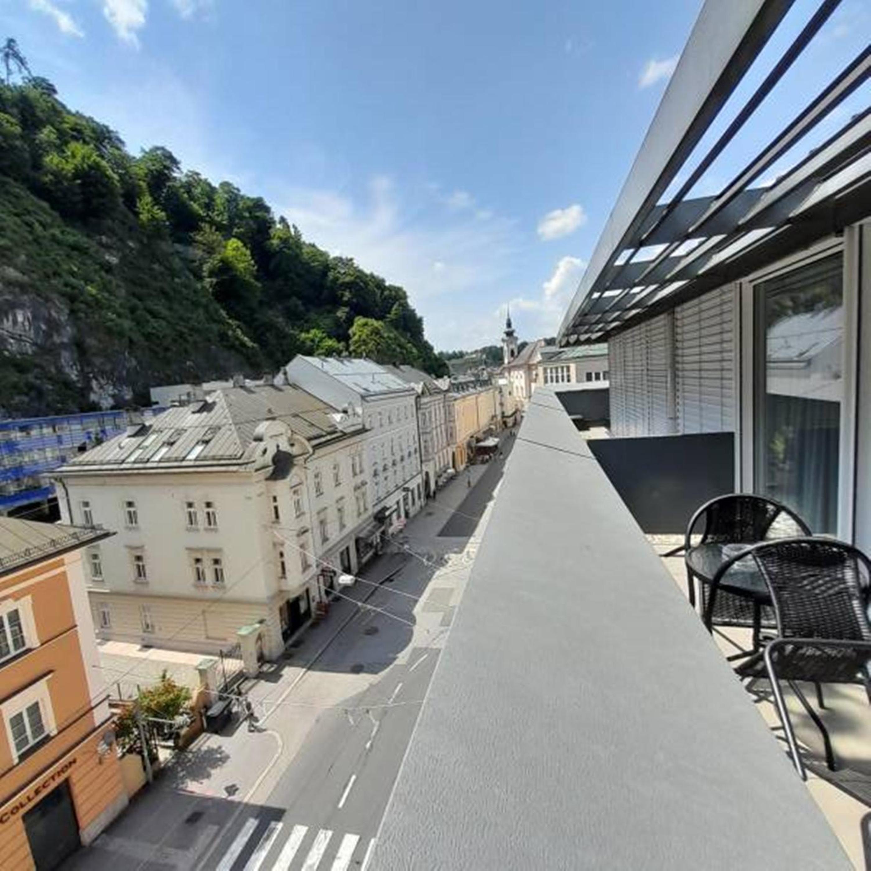Comfort Double Room with Balcony - Photo 3