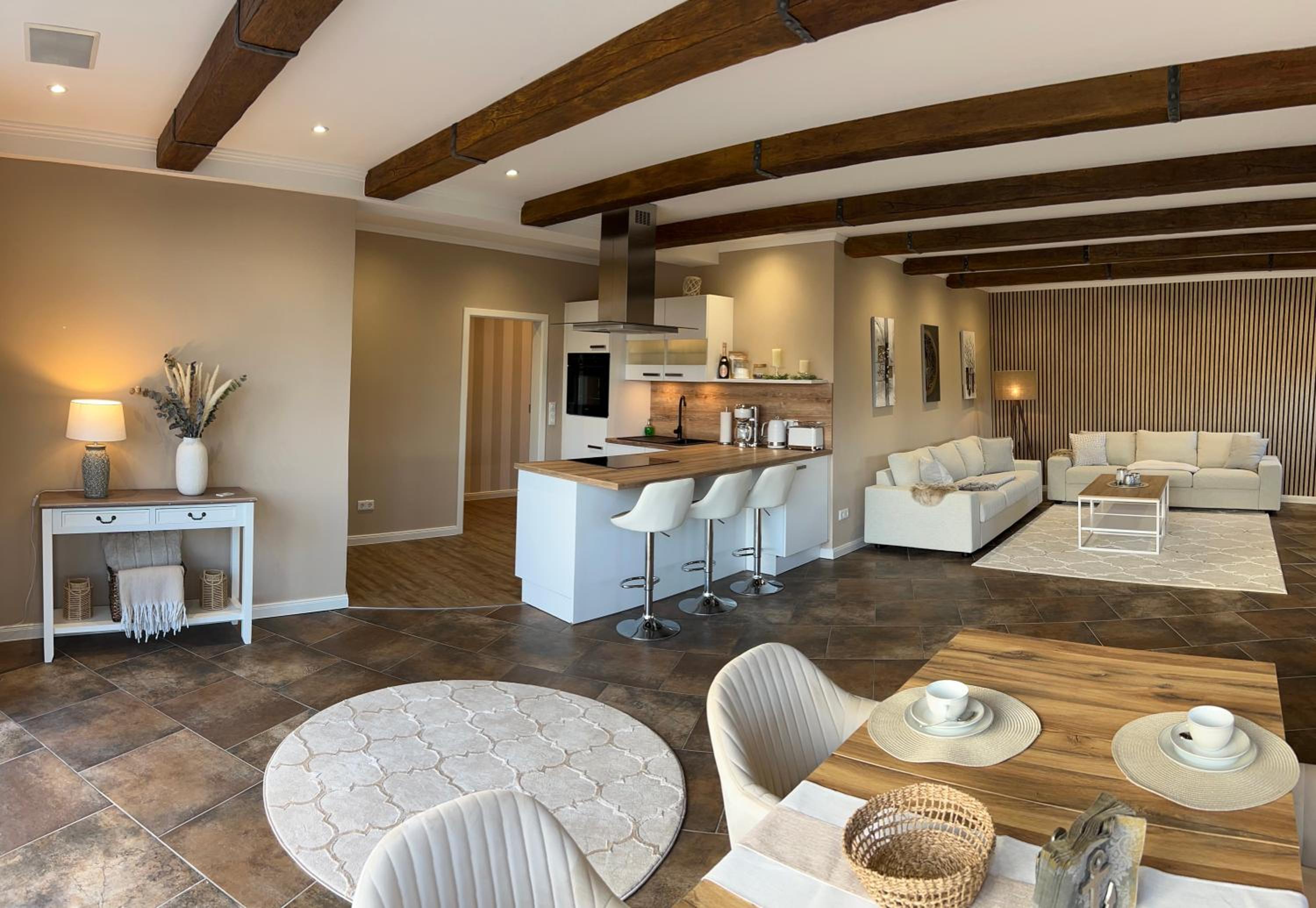 Two-Bedroom Apartment with Balcony photo 1