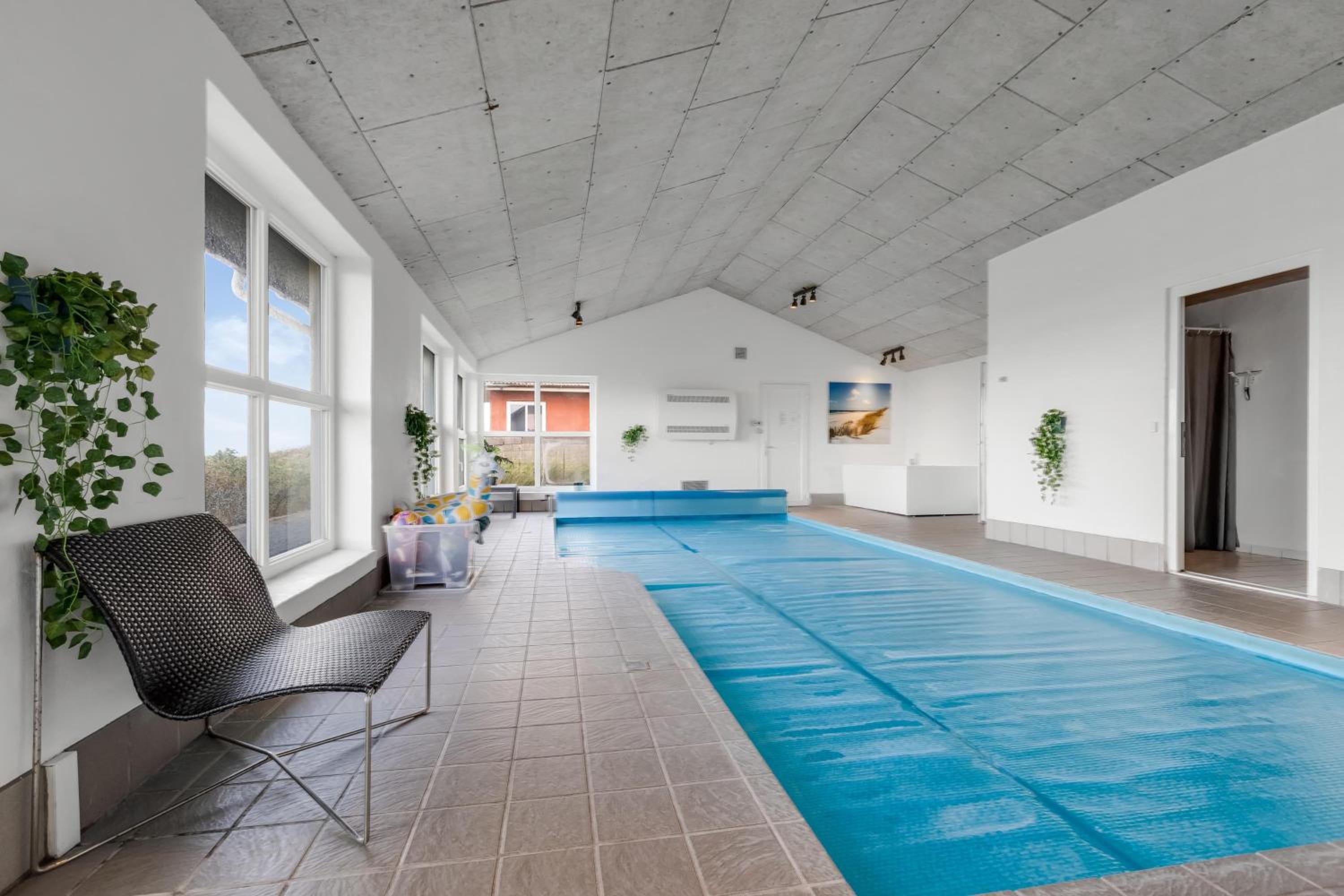 Five-Bedroom Holiday Home photo 3