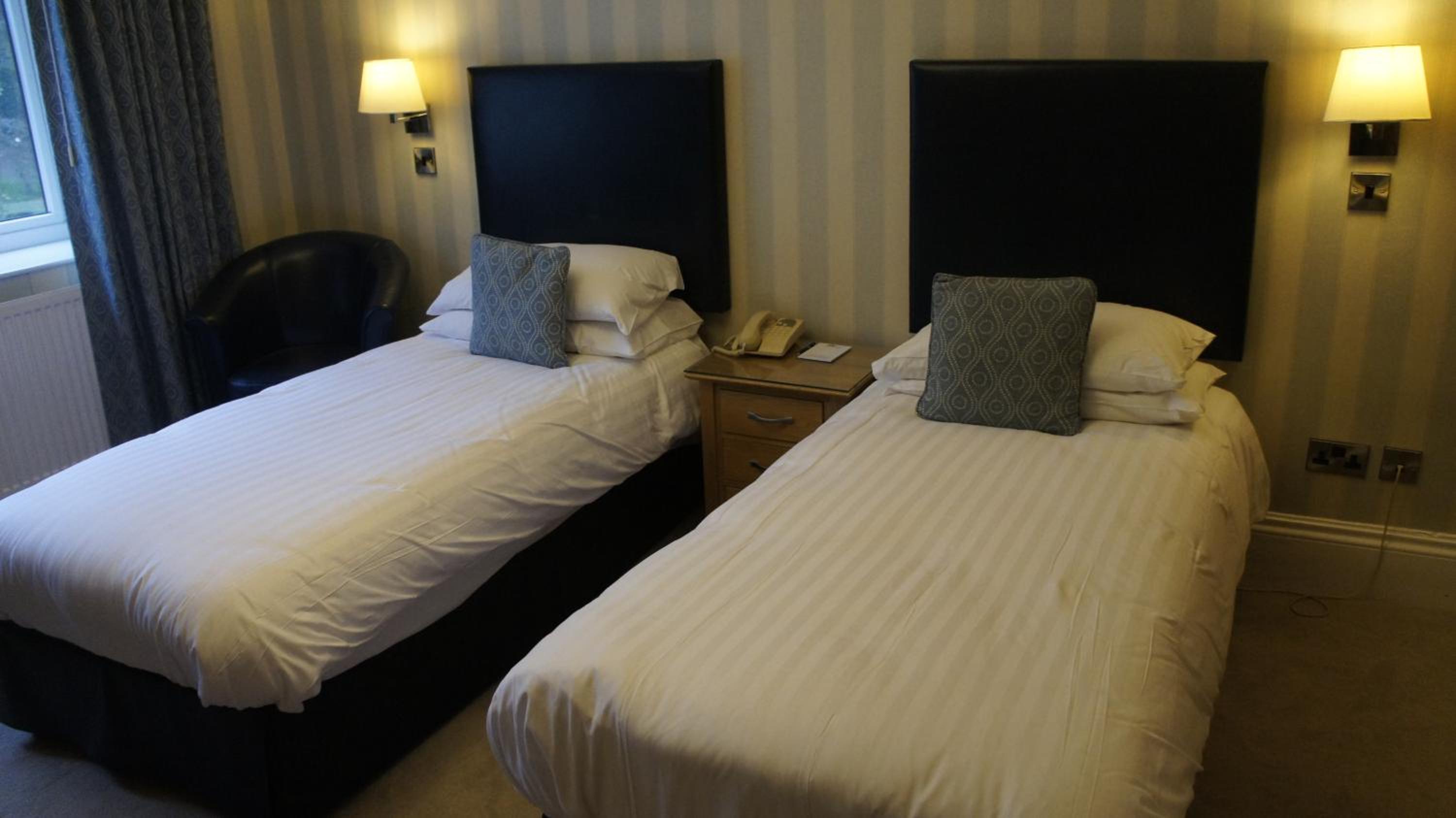 Standard Twin Room with Garden View photo 2