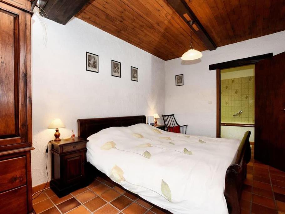 Villa photo 1