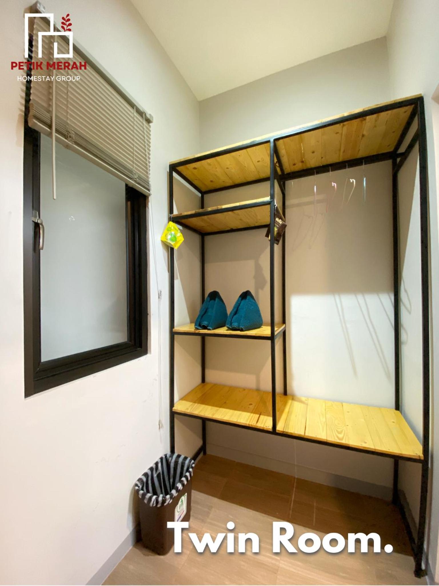 Standard Twin Room - Photo 6