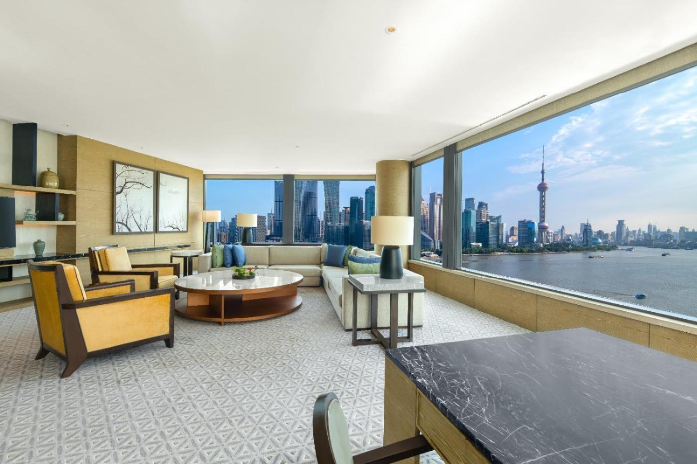 Grand Bund View Suite - Oriental Pearl Tower View