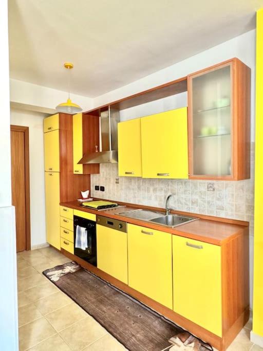 Two-Bedroom House photo 3