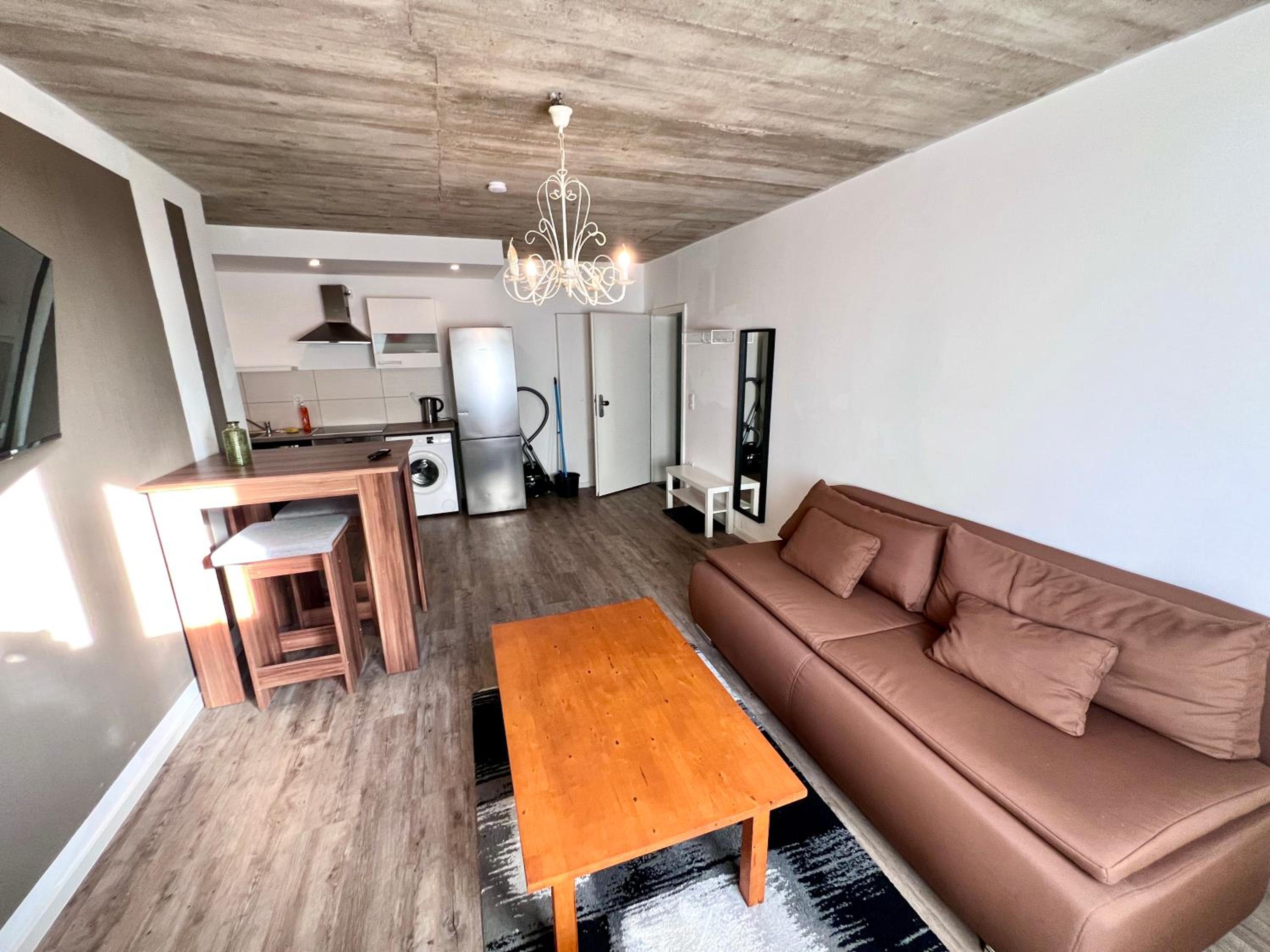 One-Bedroom Apartment photo 2