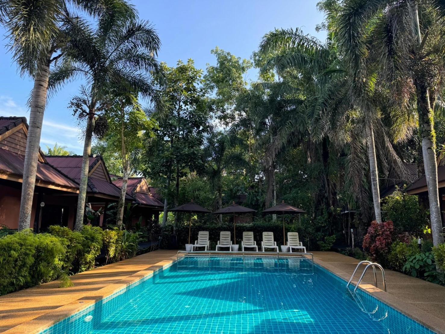 Pool Side Double or Twin Room - Photo 12