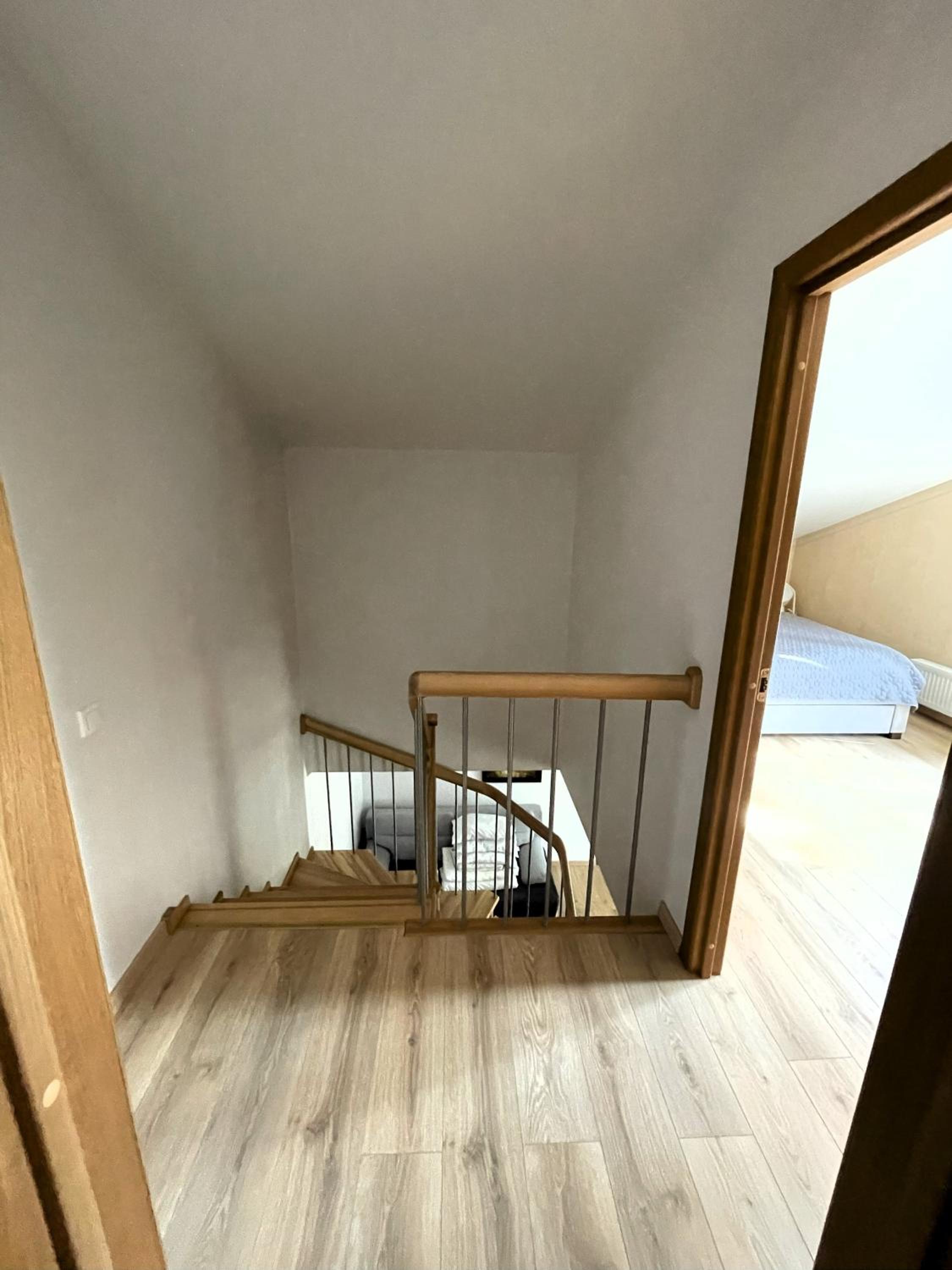 Two-Bedroom House - Photo 4