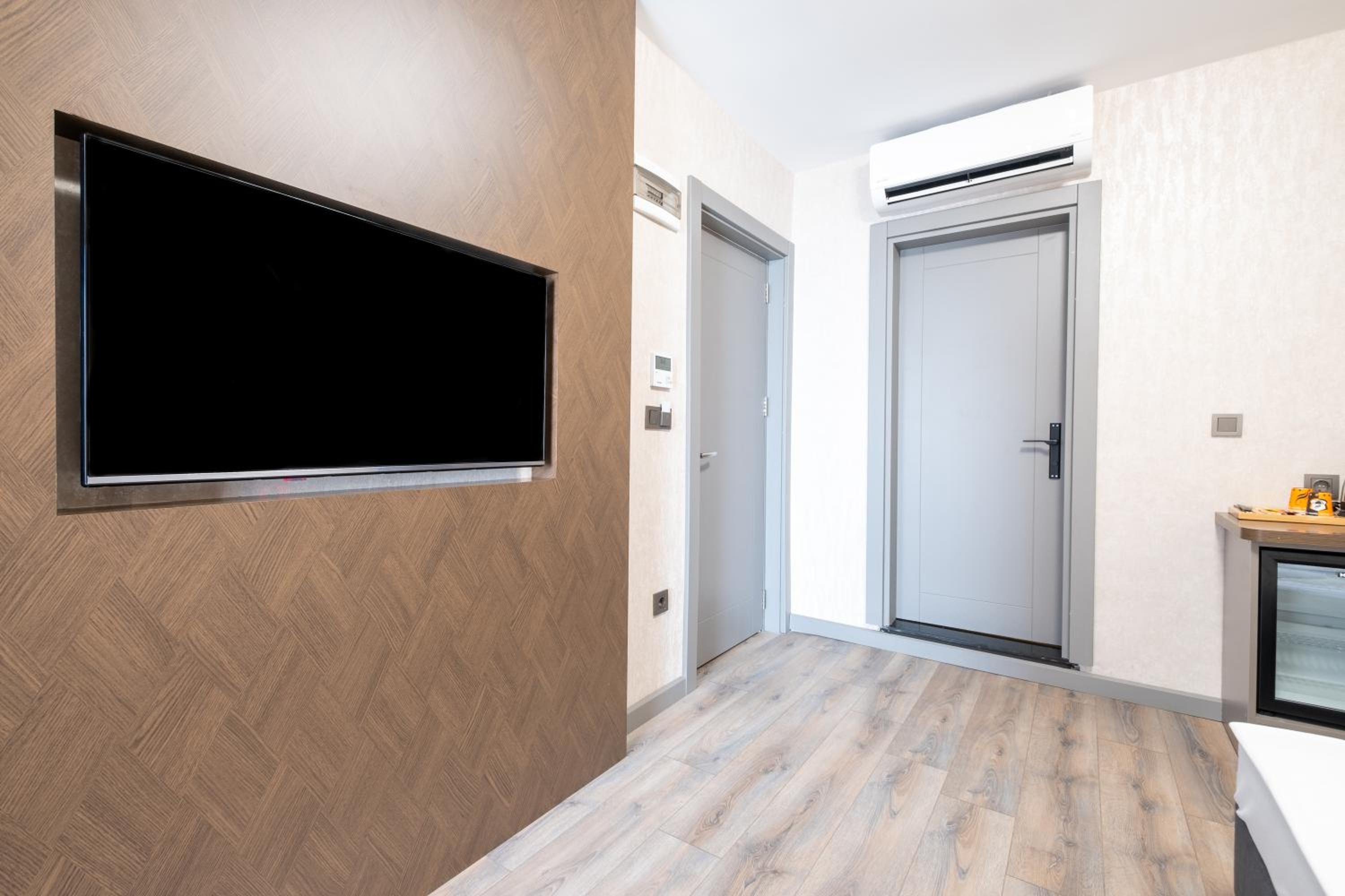 Superior Triple Room with Sea View photo 2