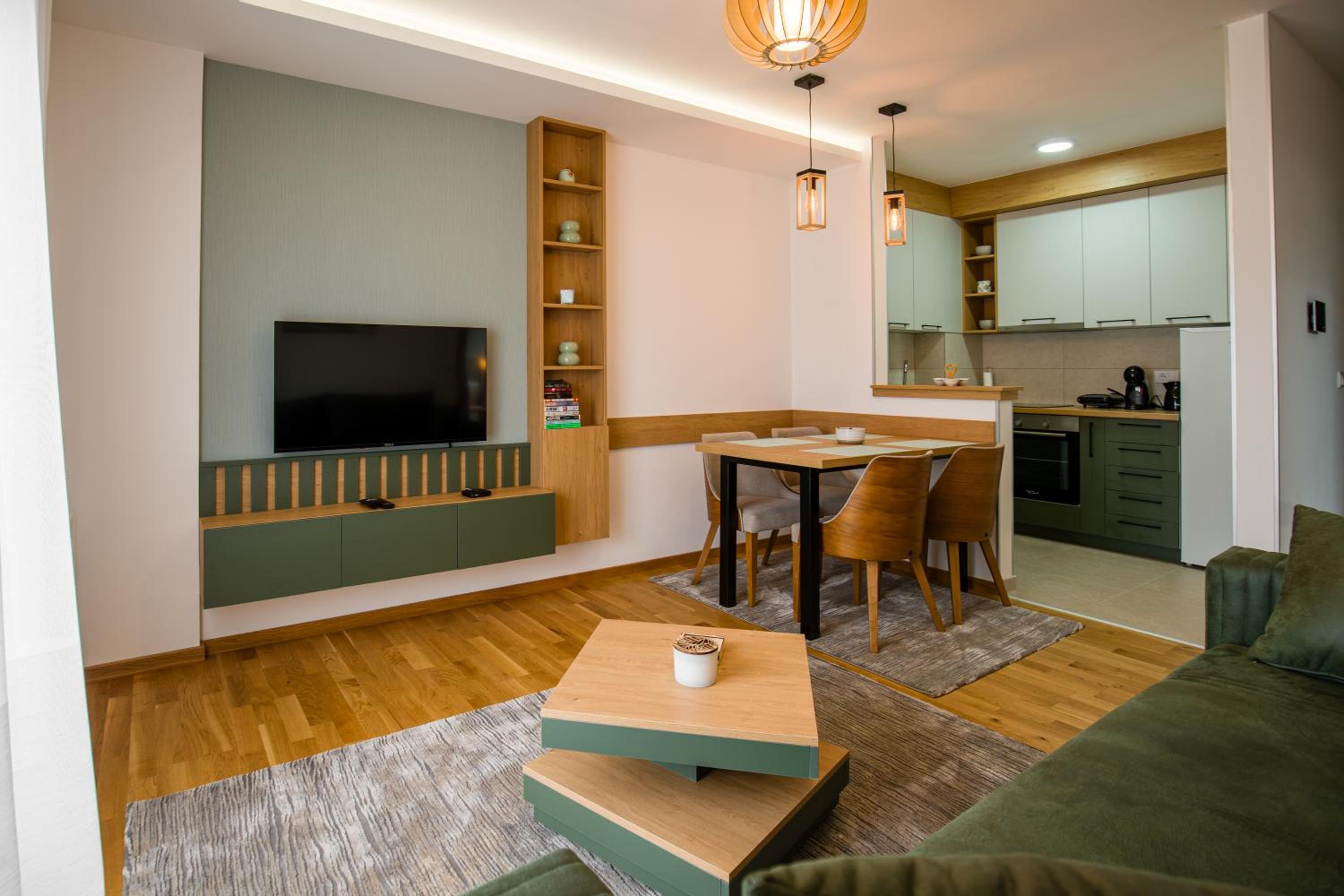 One-Bedroom Apartment photo 1