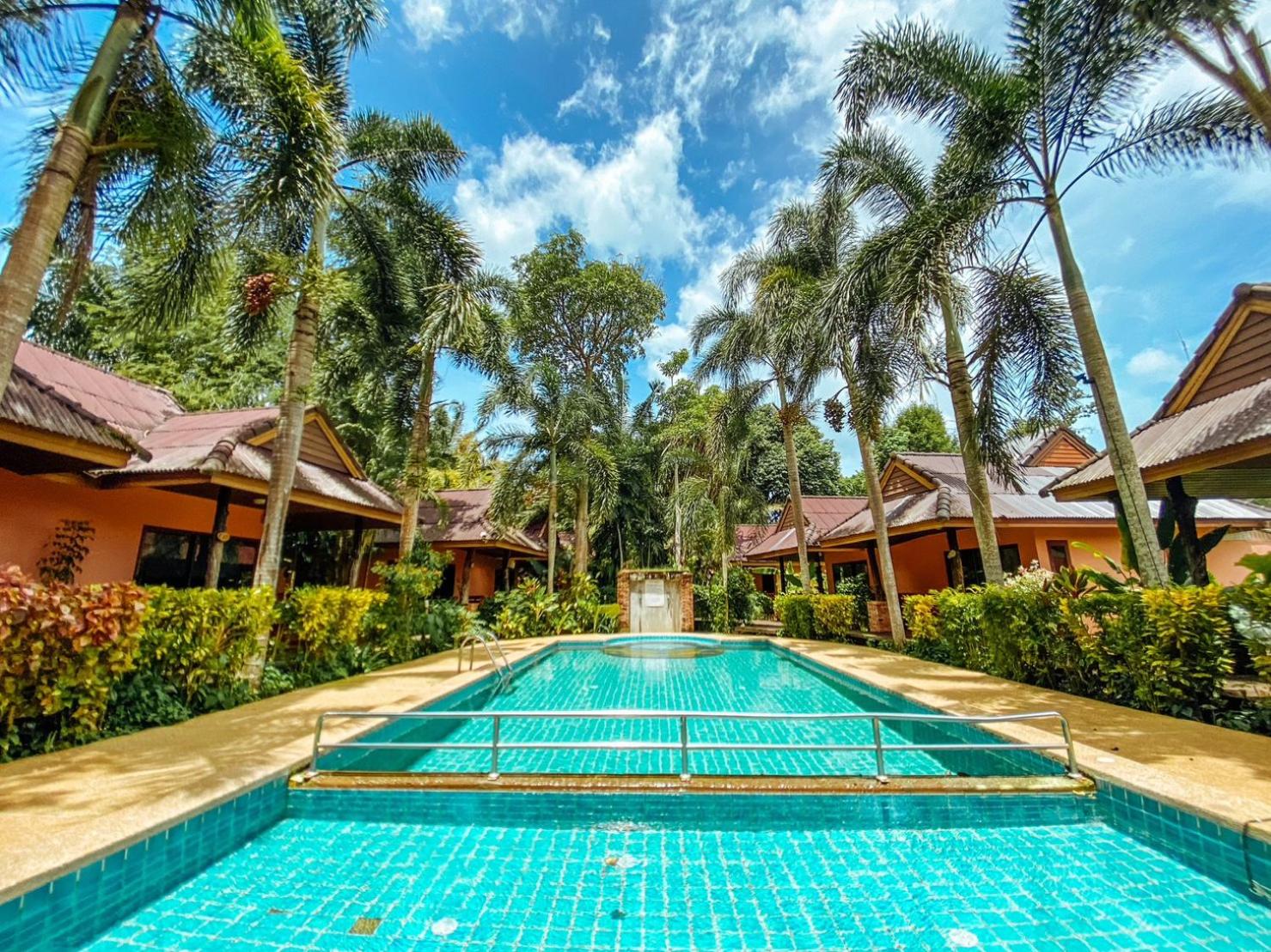 Pool Side Double or Twin Room - Photo 11