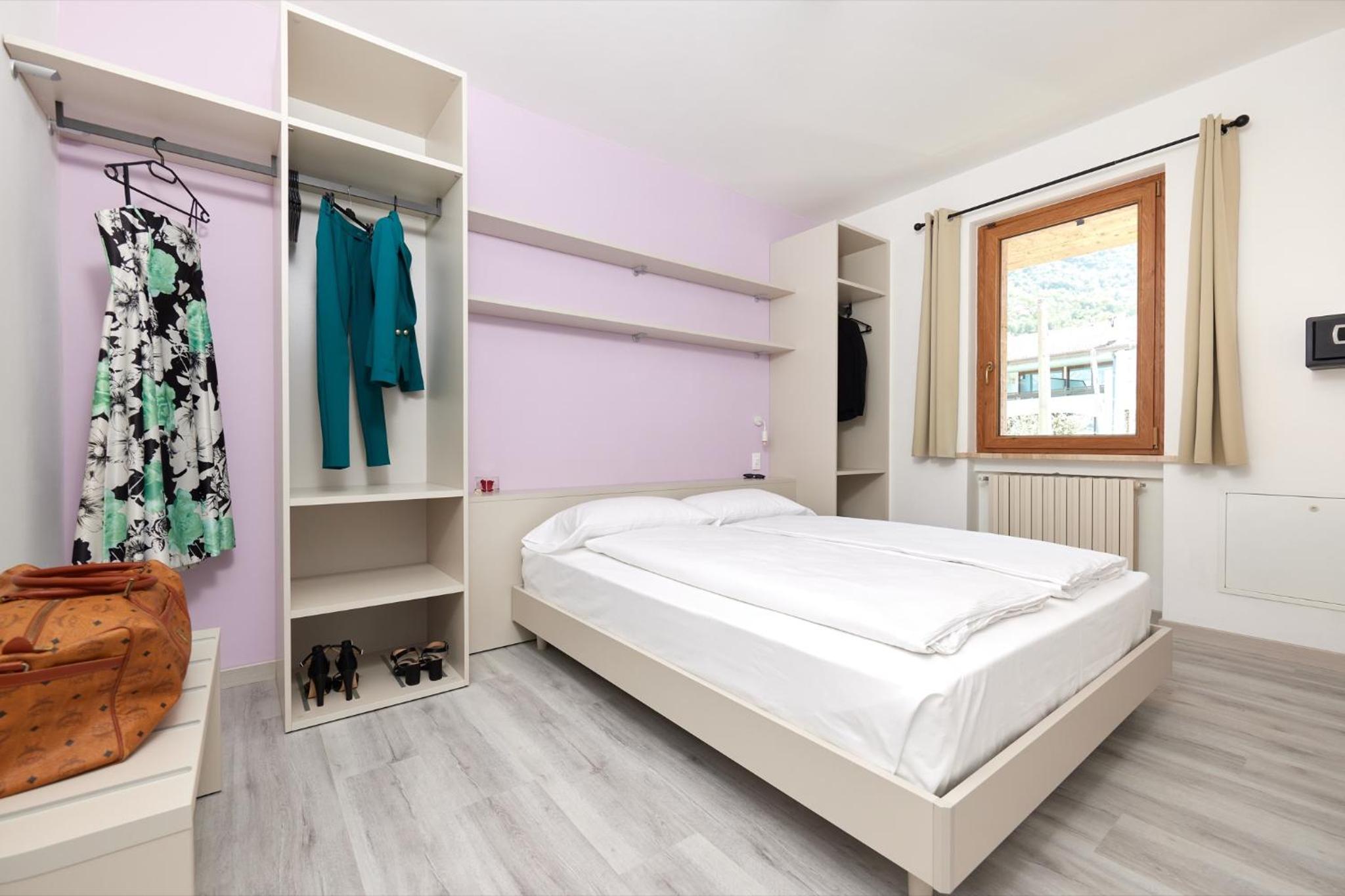 One-Bedroom Apartment with Balcony