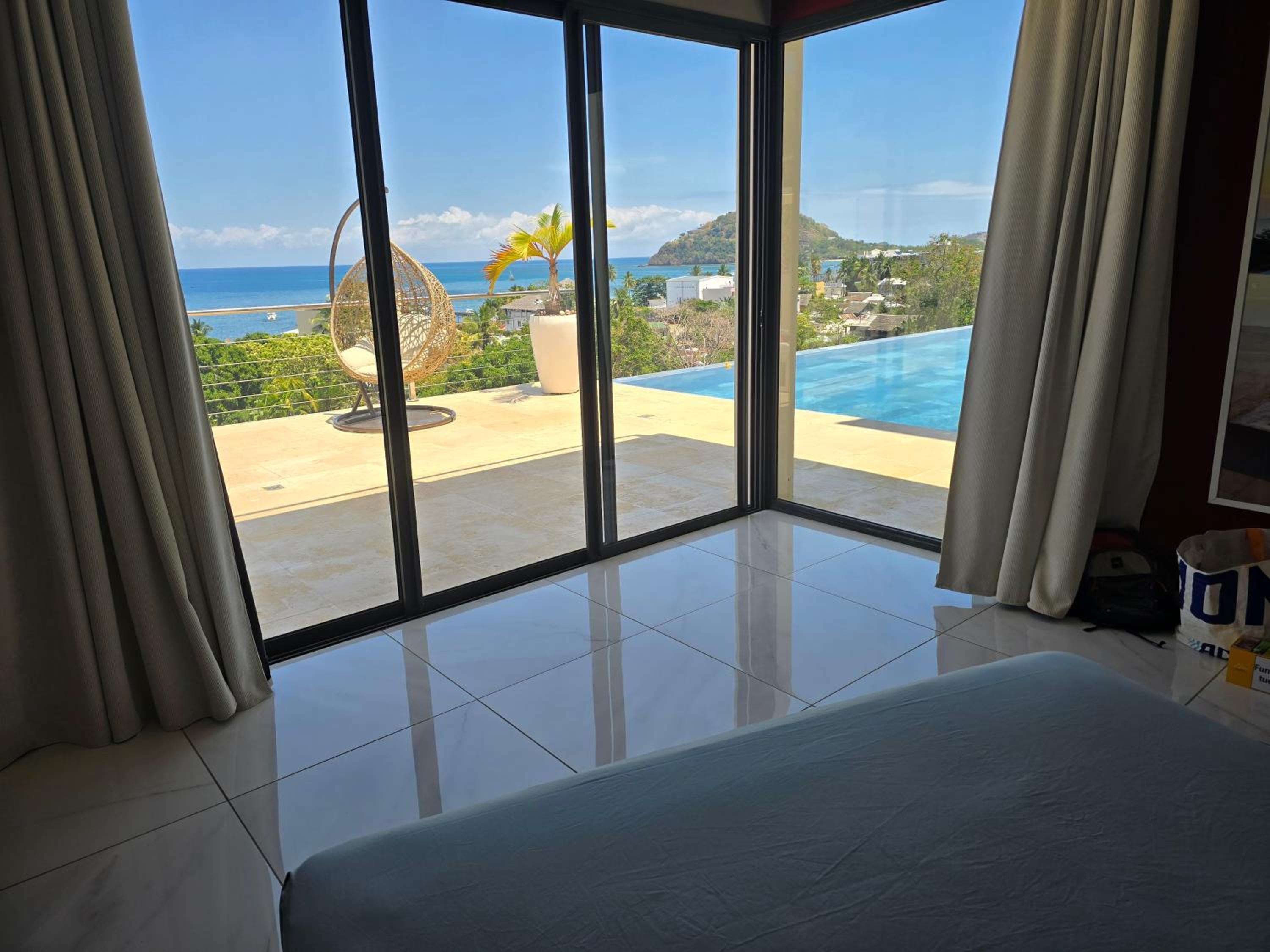Deluxe Double Room With Sea View photo 2