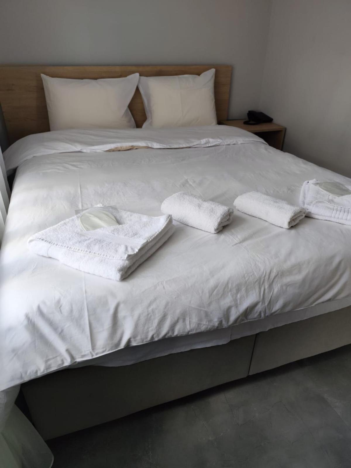 Double Room photo 3