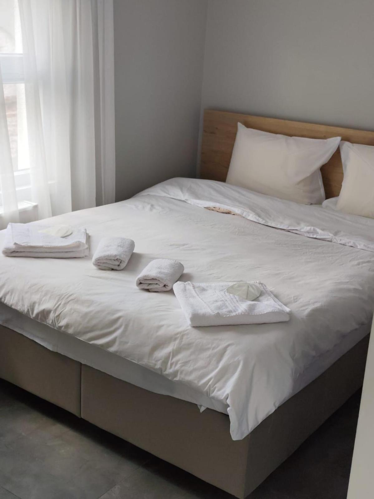 Double Room with Balcony photo 3