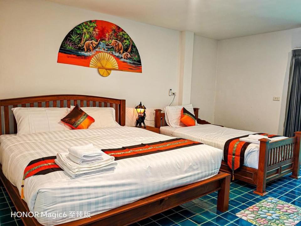 Deluxe Family Room