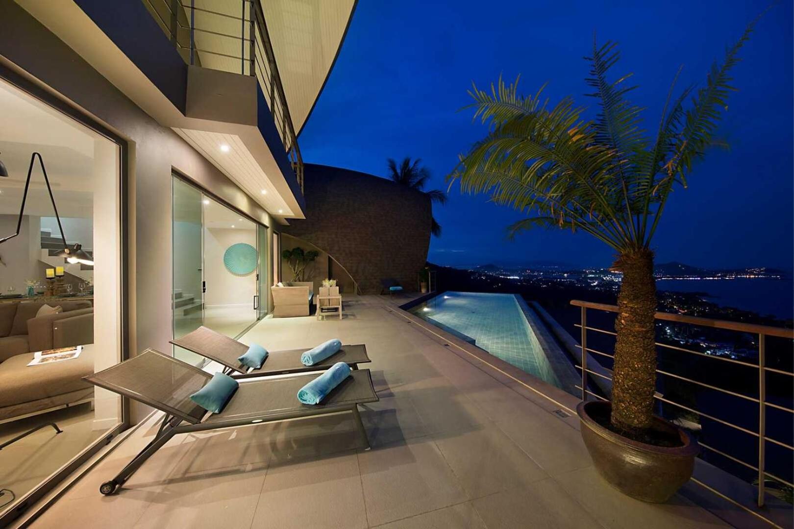 Villa With Sea View photo 3