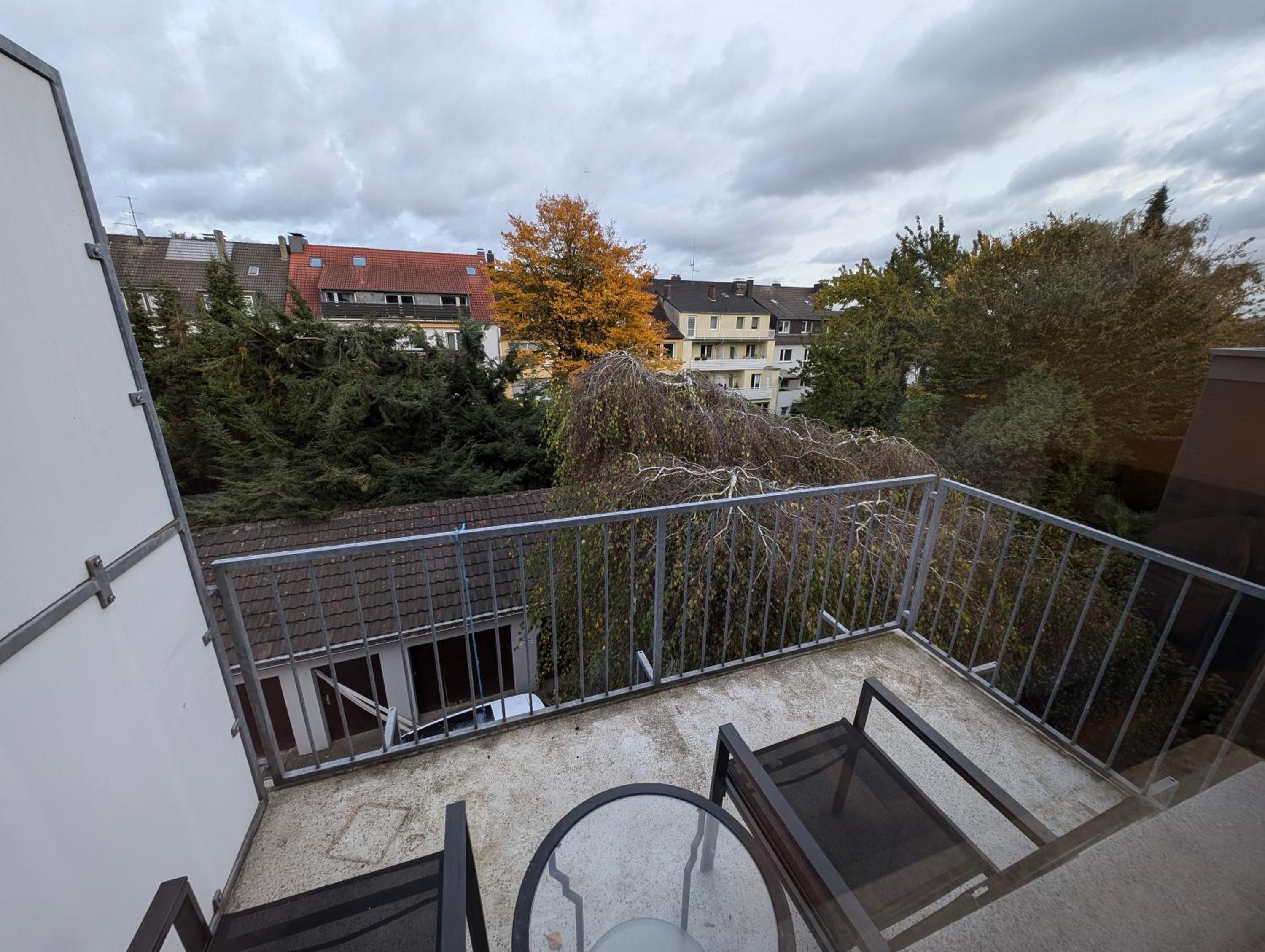 Apartment with View and Balcony photo 3