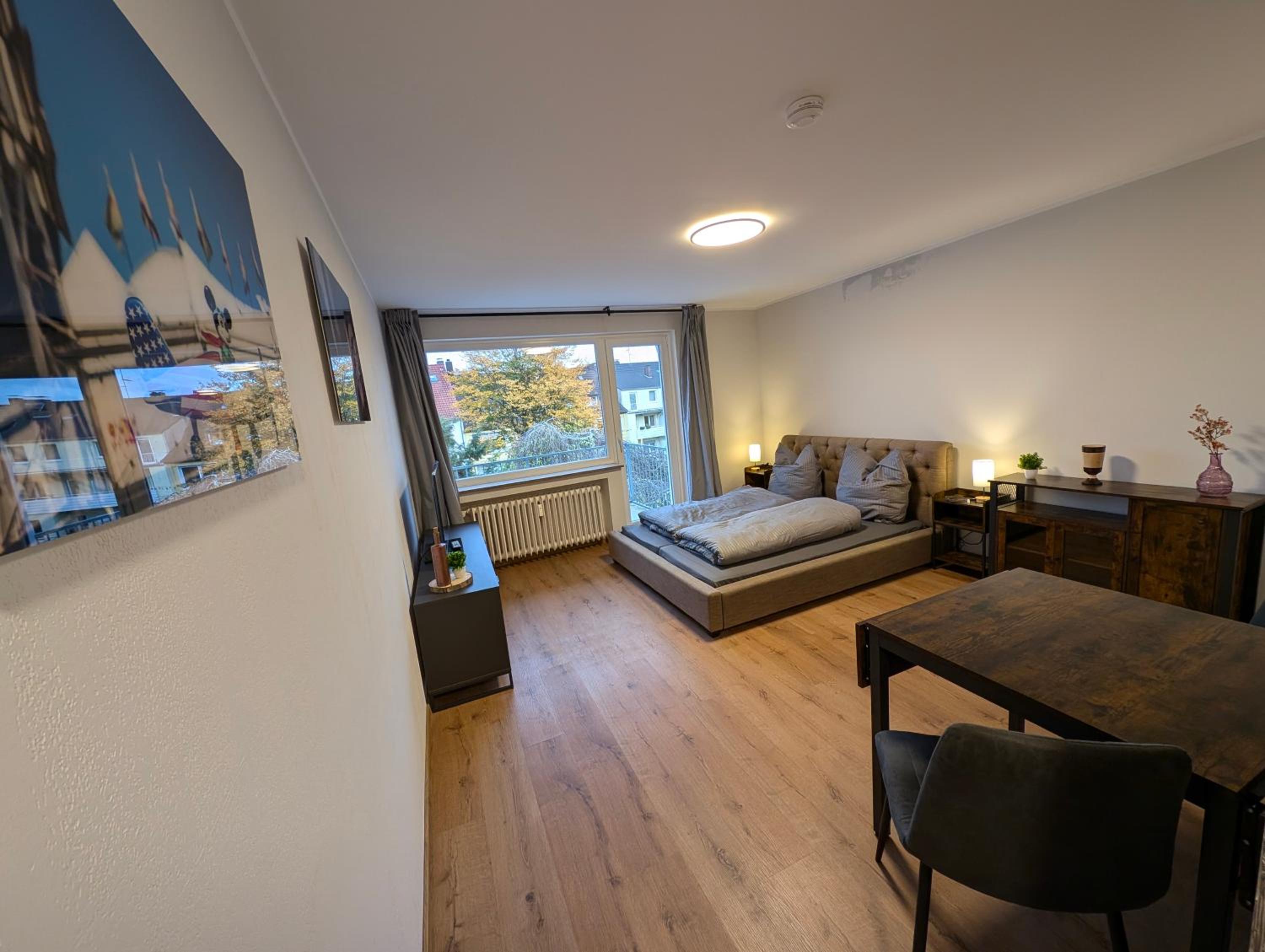 Apartment with View and Balcony photo 1