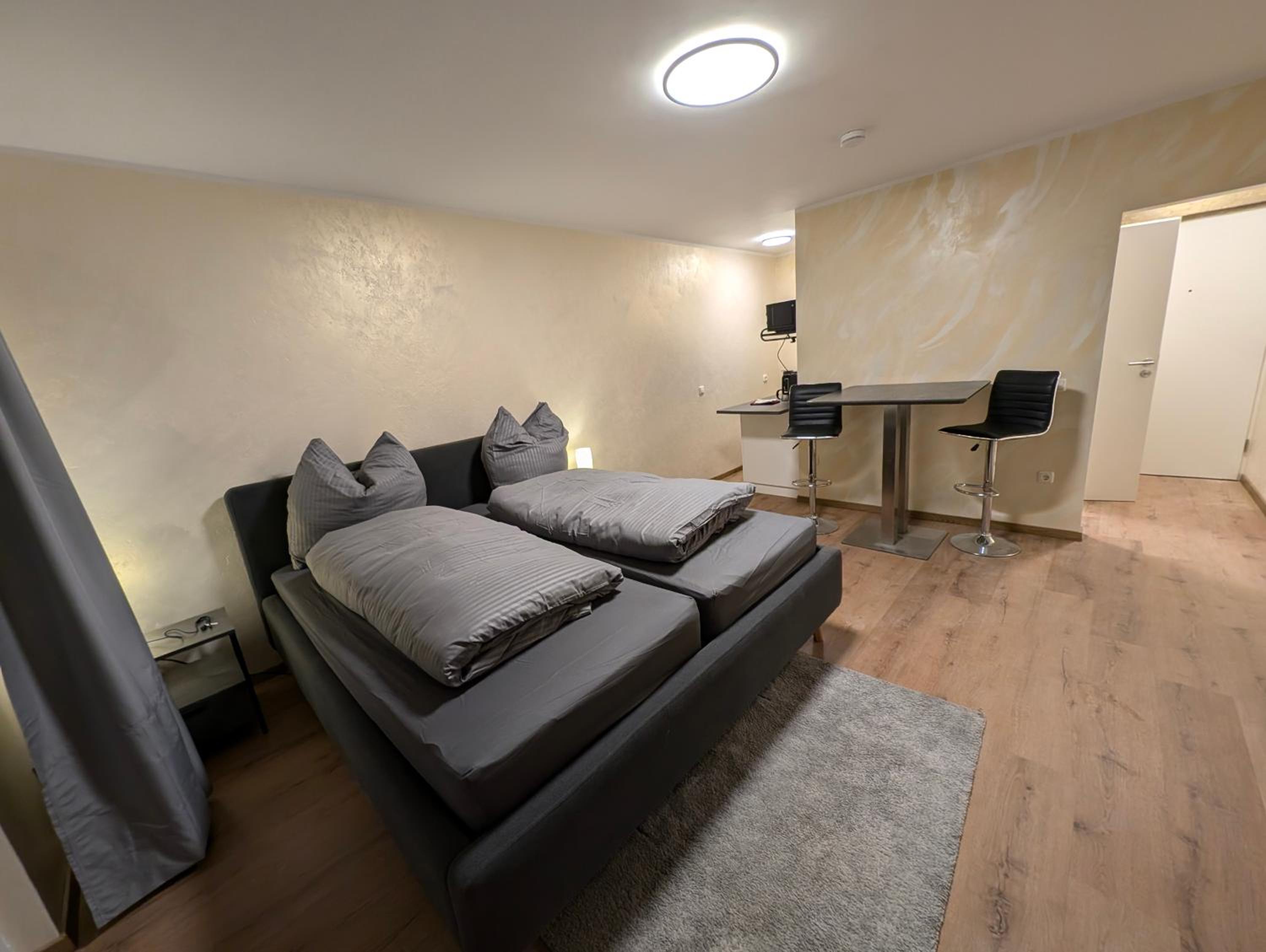 Apartment photo 1
