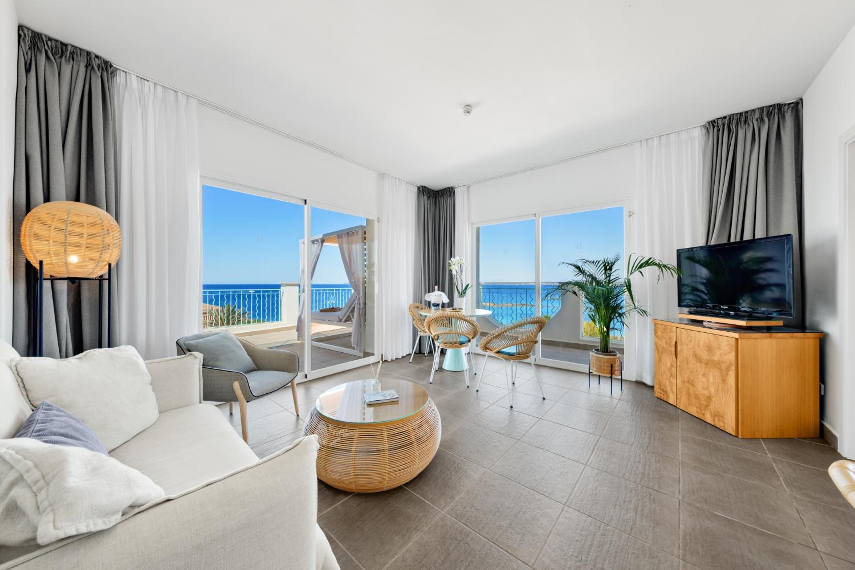 Suite with Terrace with Sea View