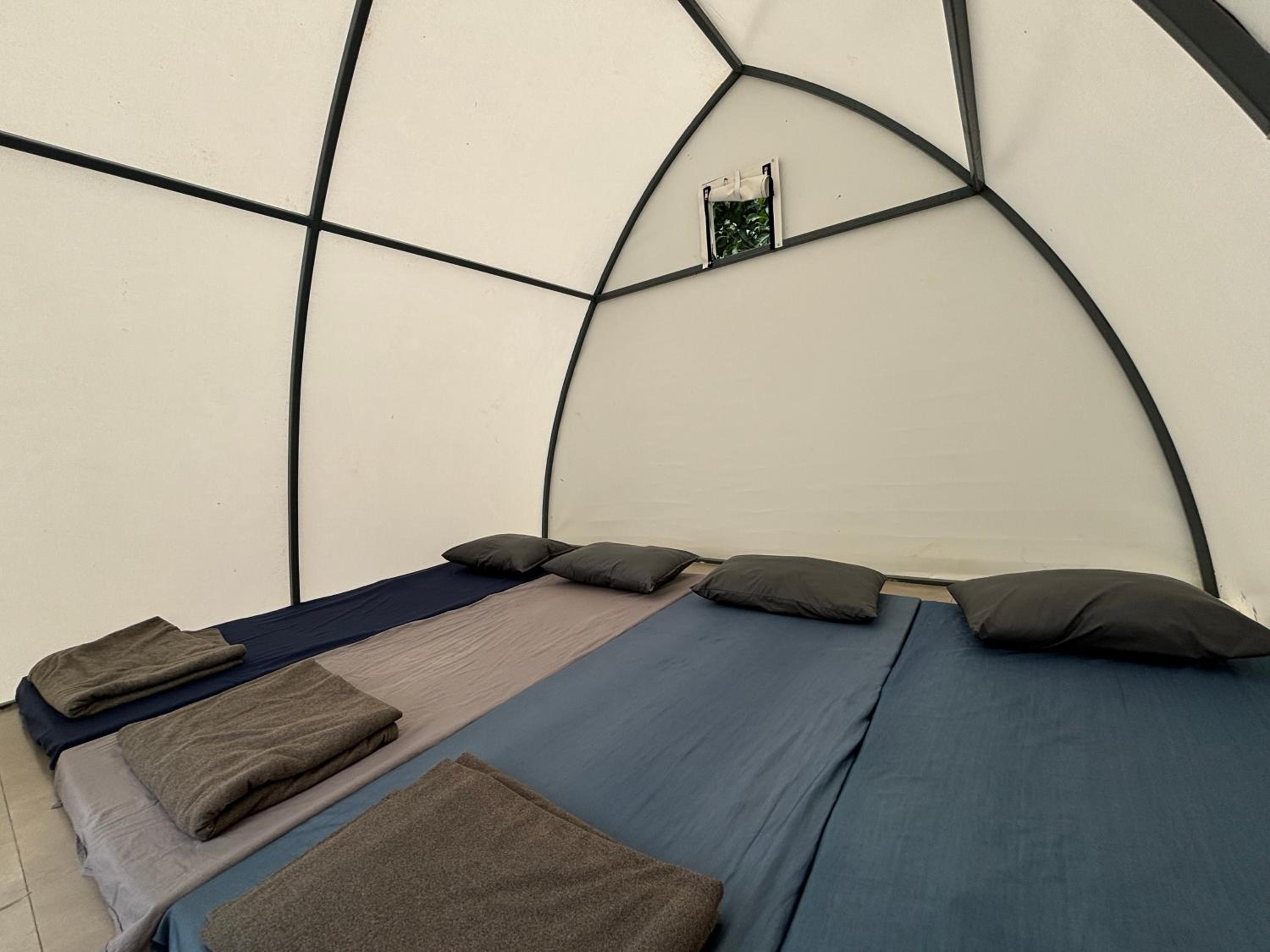 Tent - Photo 1