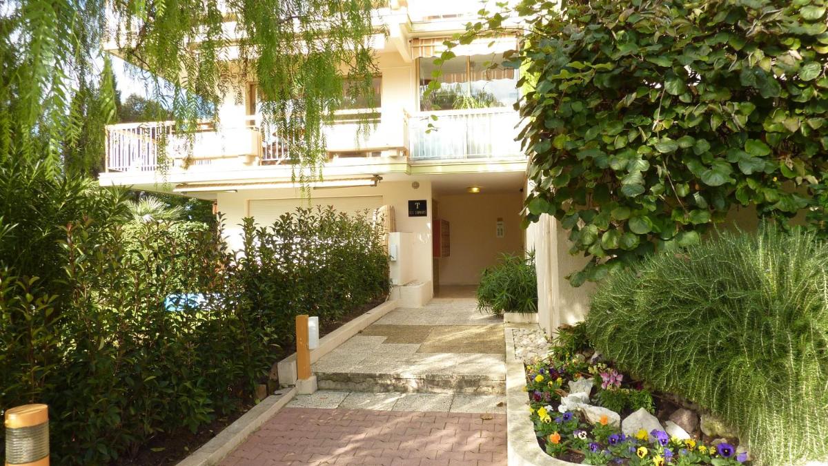 Apartment - Ground Floor photo 2