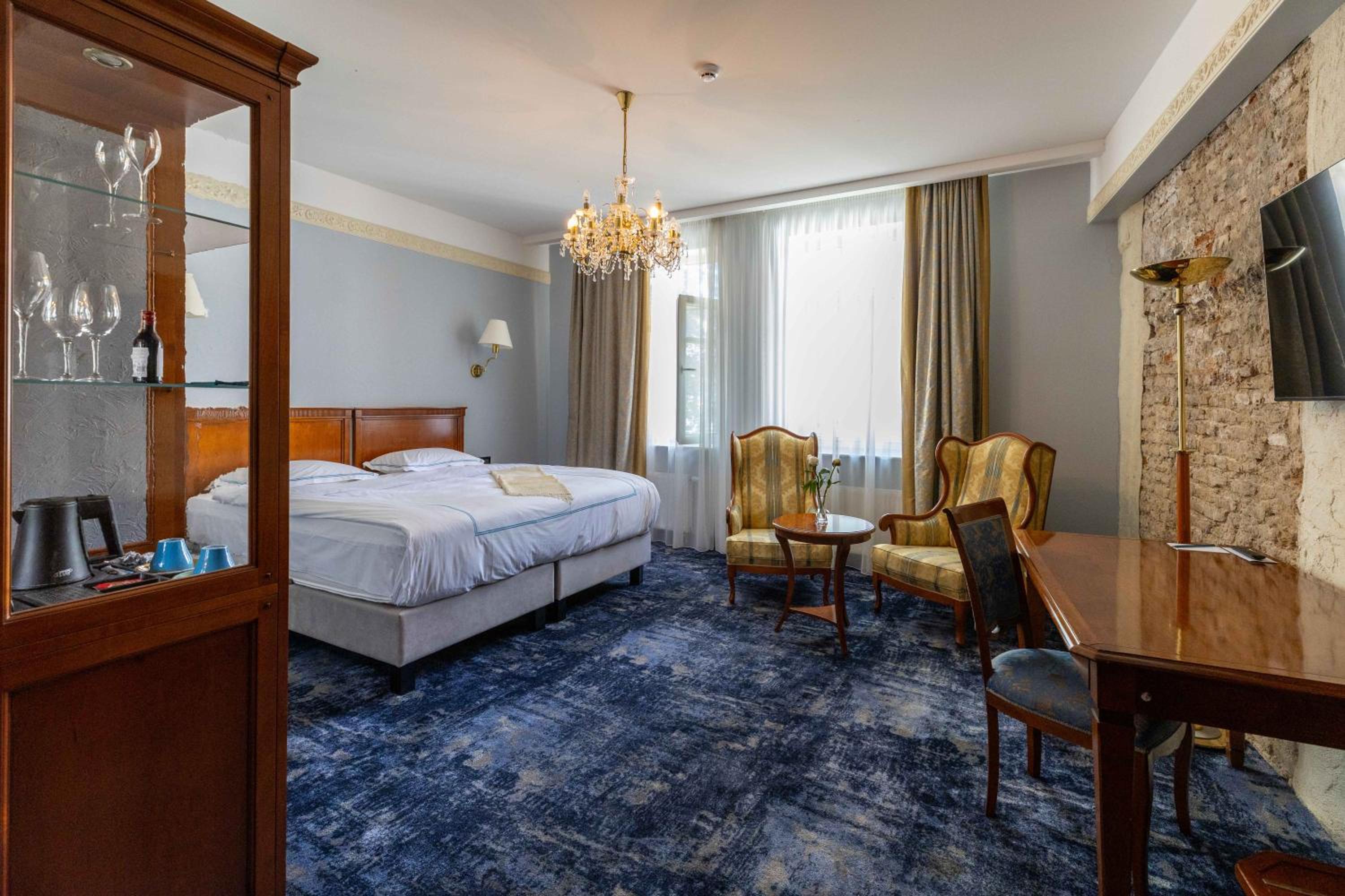 Deluxe Double or Twin Room - Photo 1