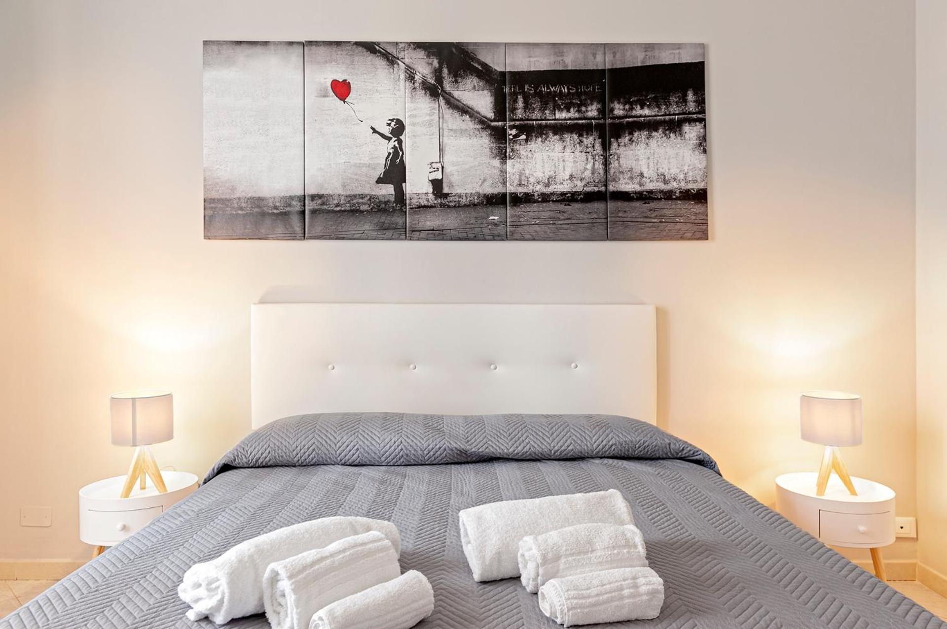 Large Double or Twin Room photo 1
