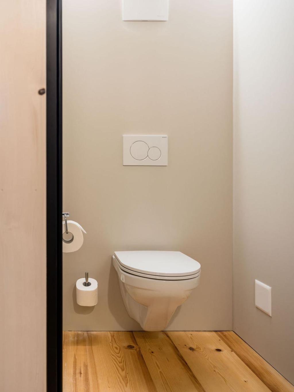 Large Double Room photo 3