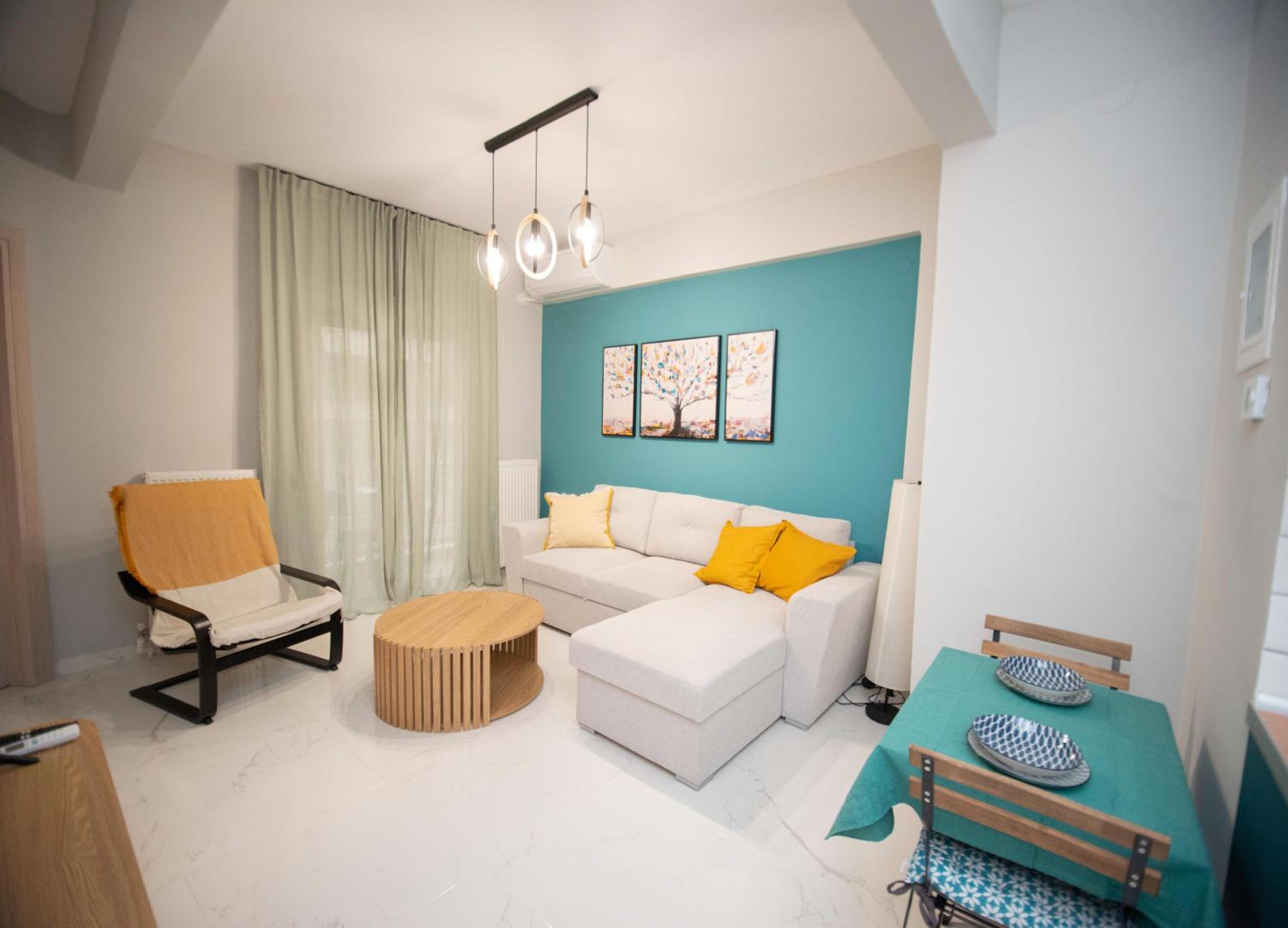 One-Bedroom Apartment