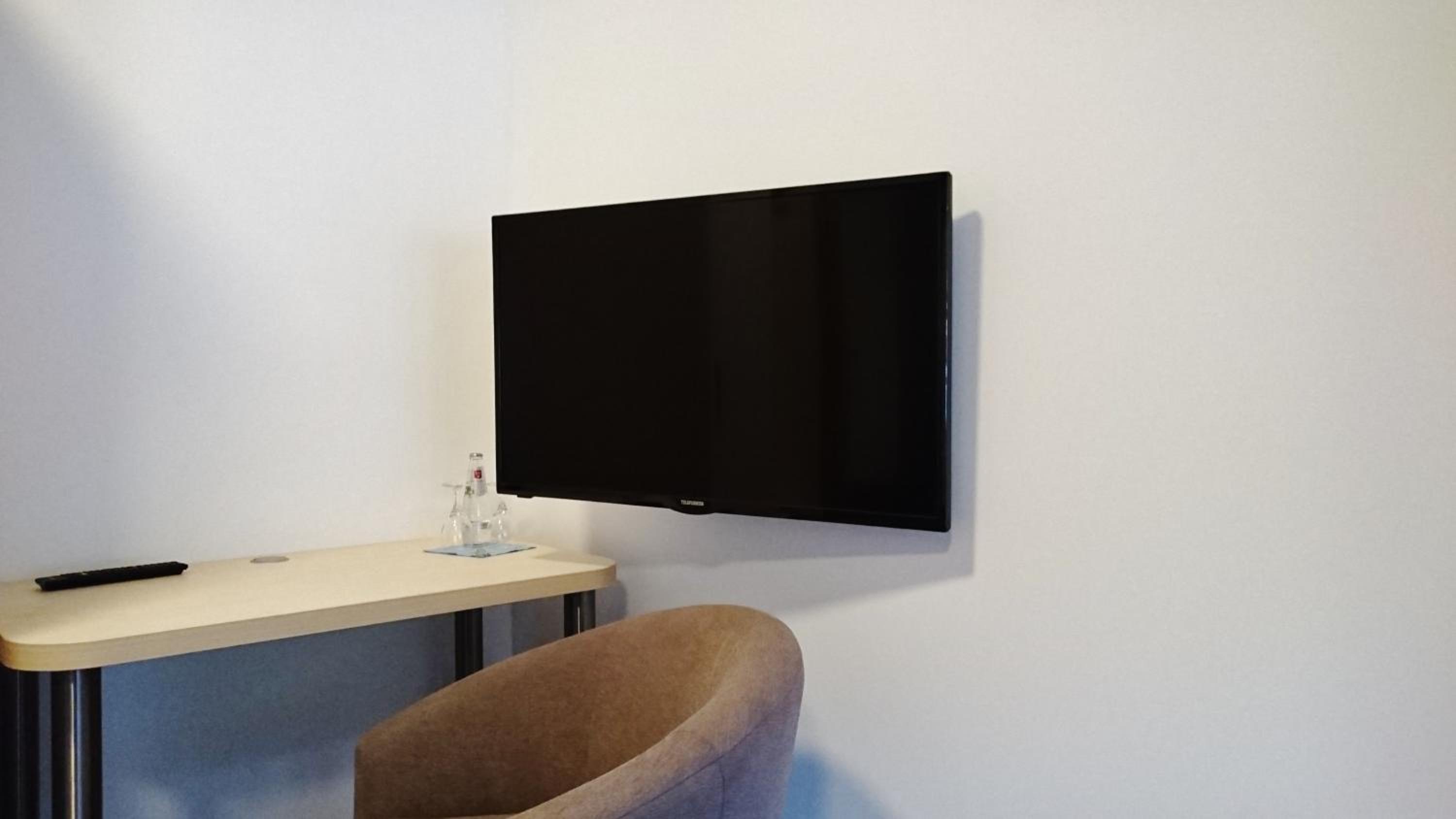Double Room - Photo 4