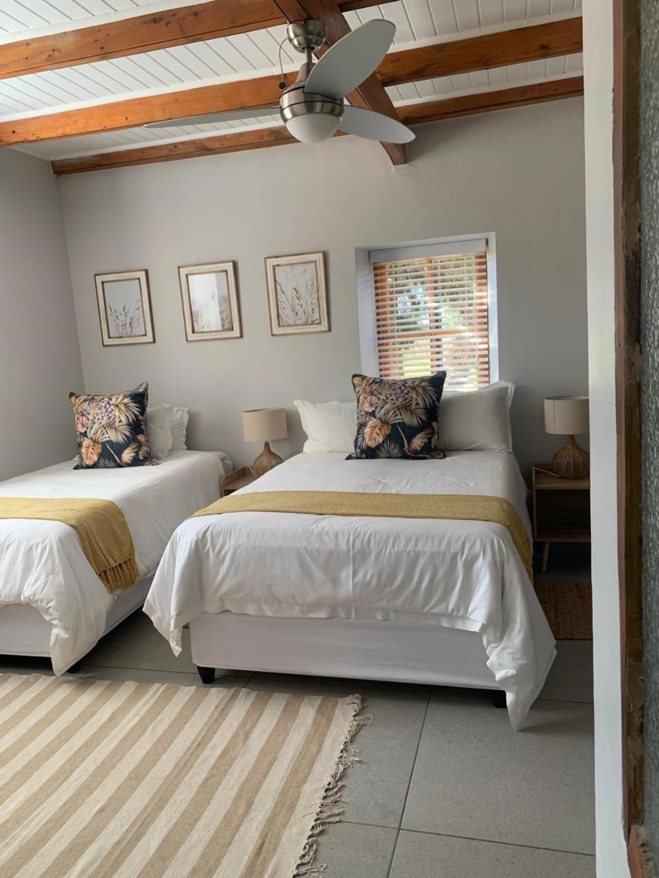 Deluxe Cottage - Photo 2