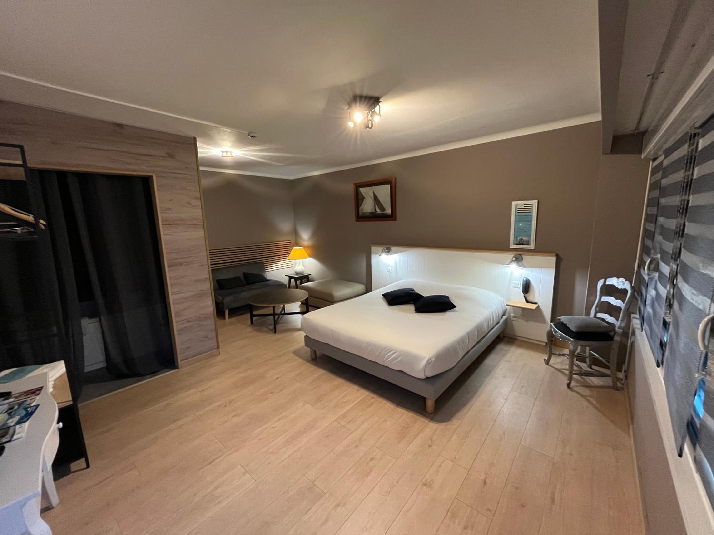 King Suite with Spa Bath