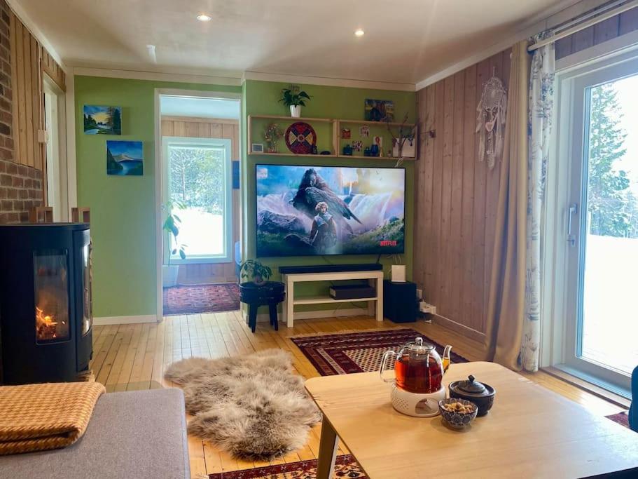 One-Bedroom House photo 1