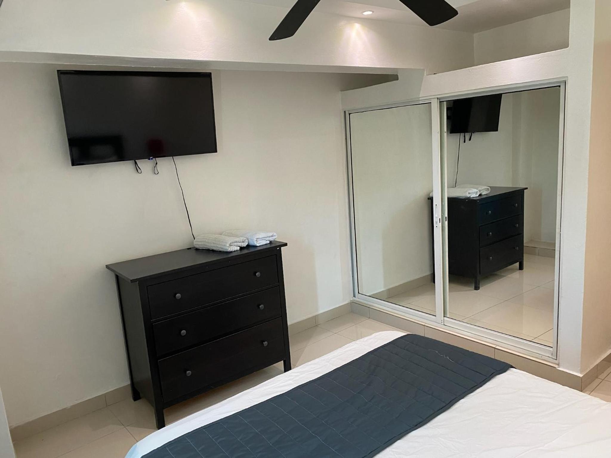 Family Two-Bedroom Apartment with View photo 1