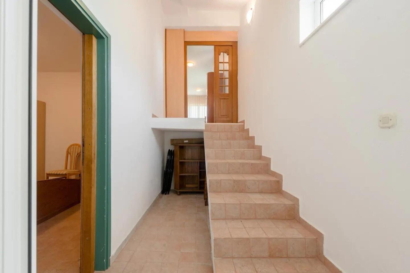 One-Bedroom Apartment - Ground Floor