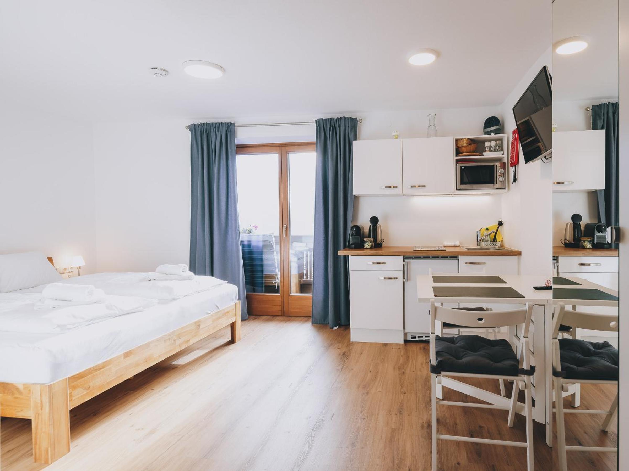 Studio Apartment