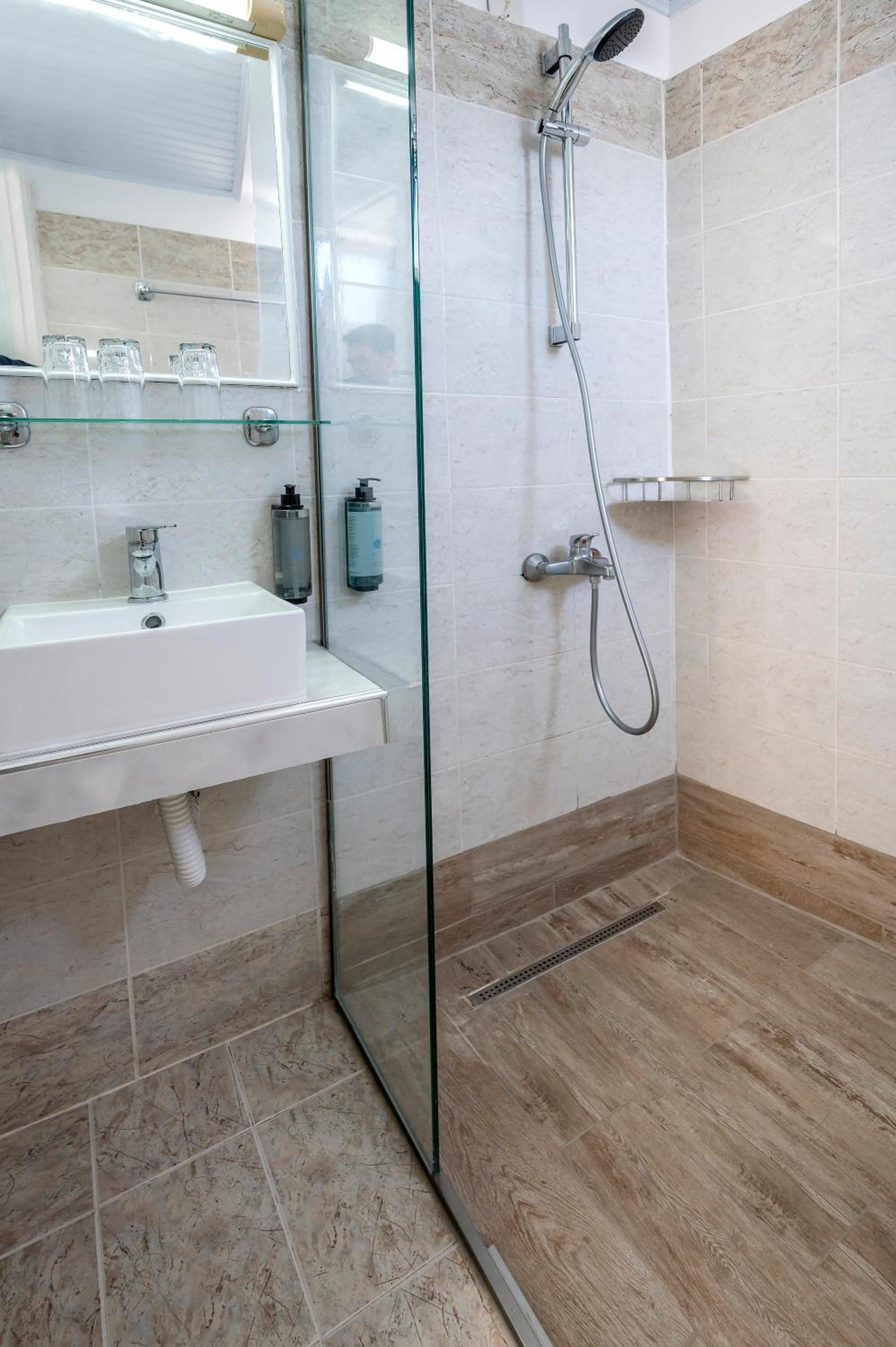 Superior Twin Room - Photo 6