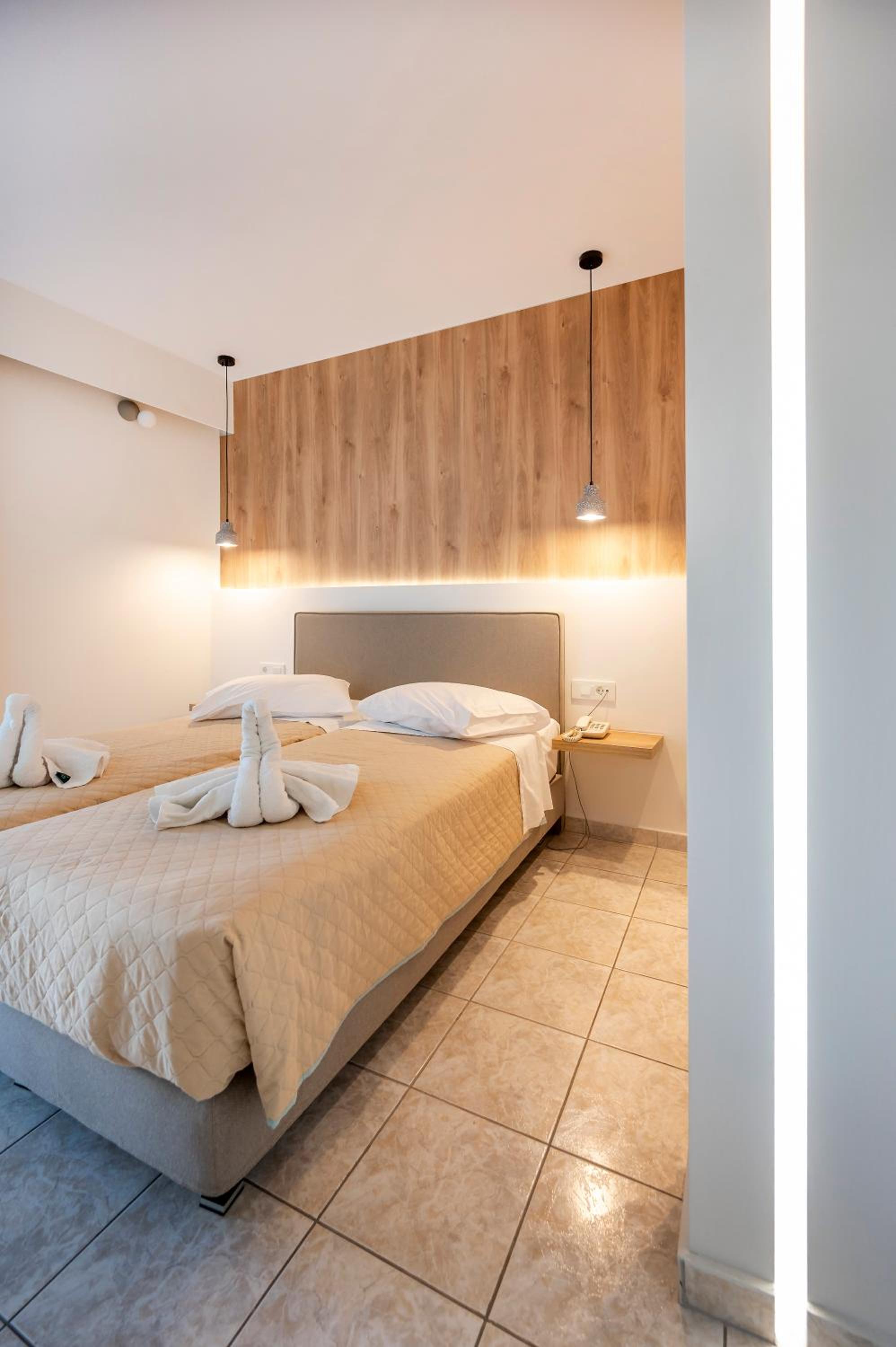 Double or Twin Room photo 3