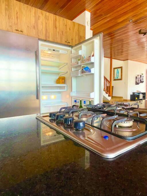 Villa photo 2