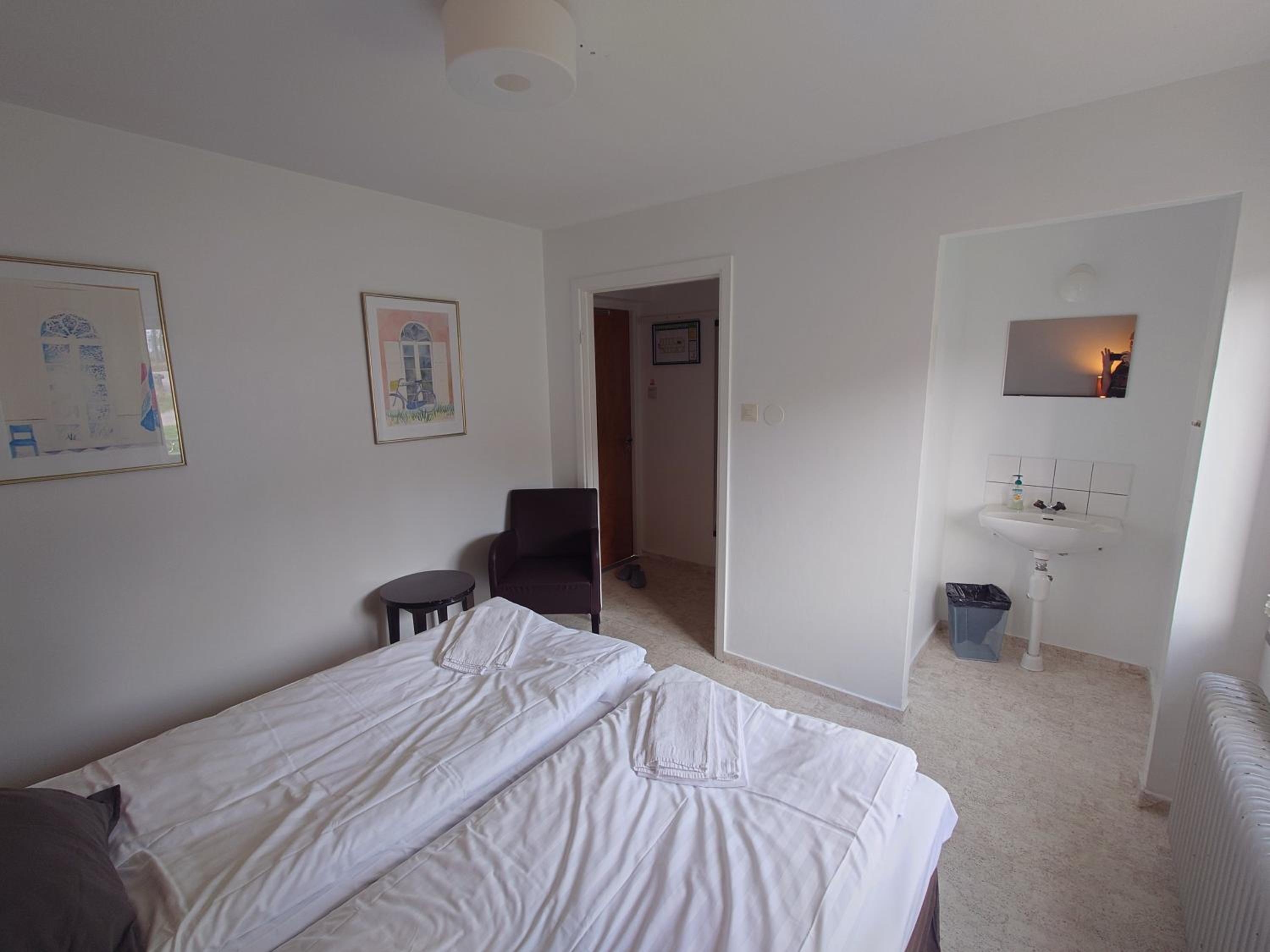 Double Room photo 3