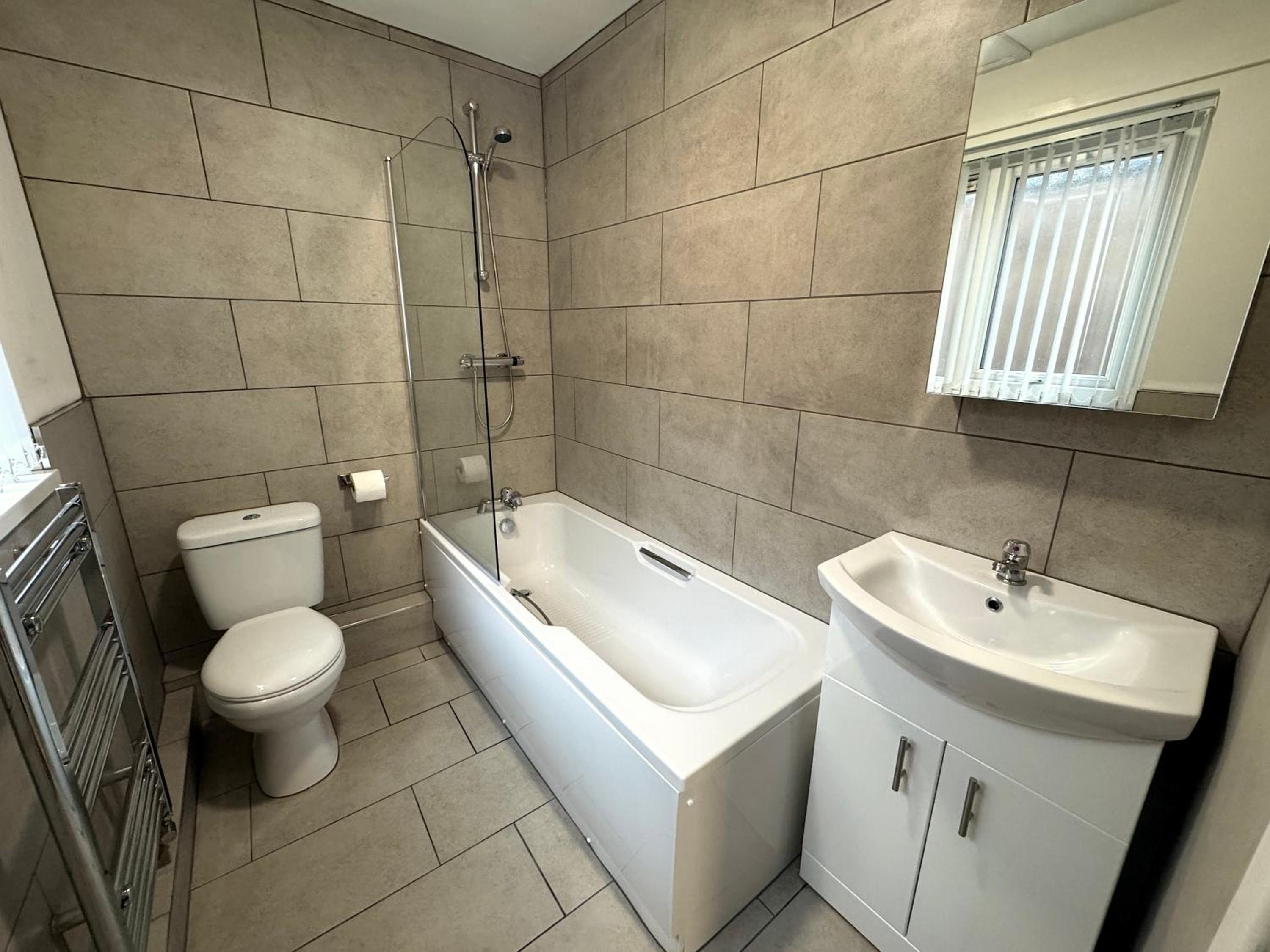 Apartment - Photo 24