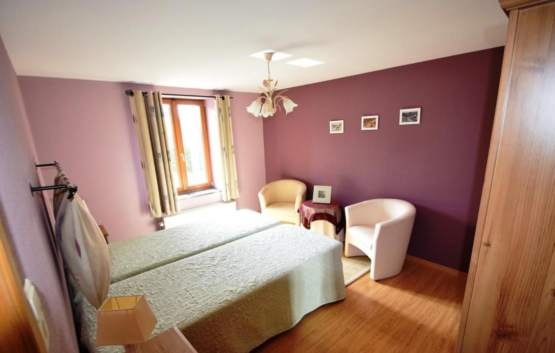 Seven-Bedroom House photo 2