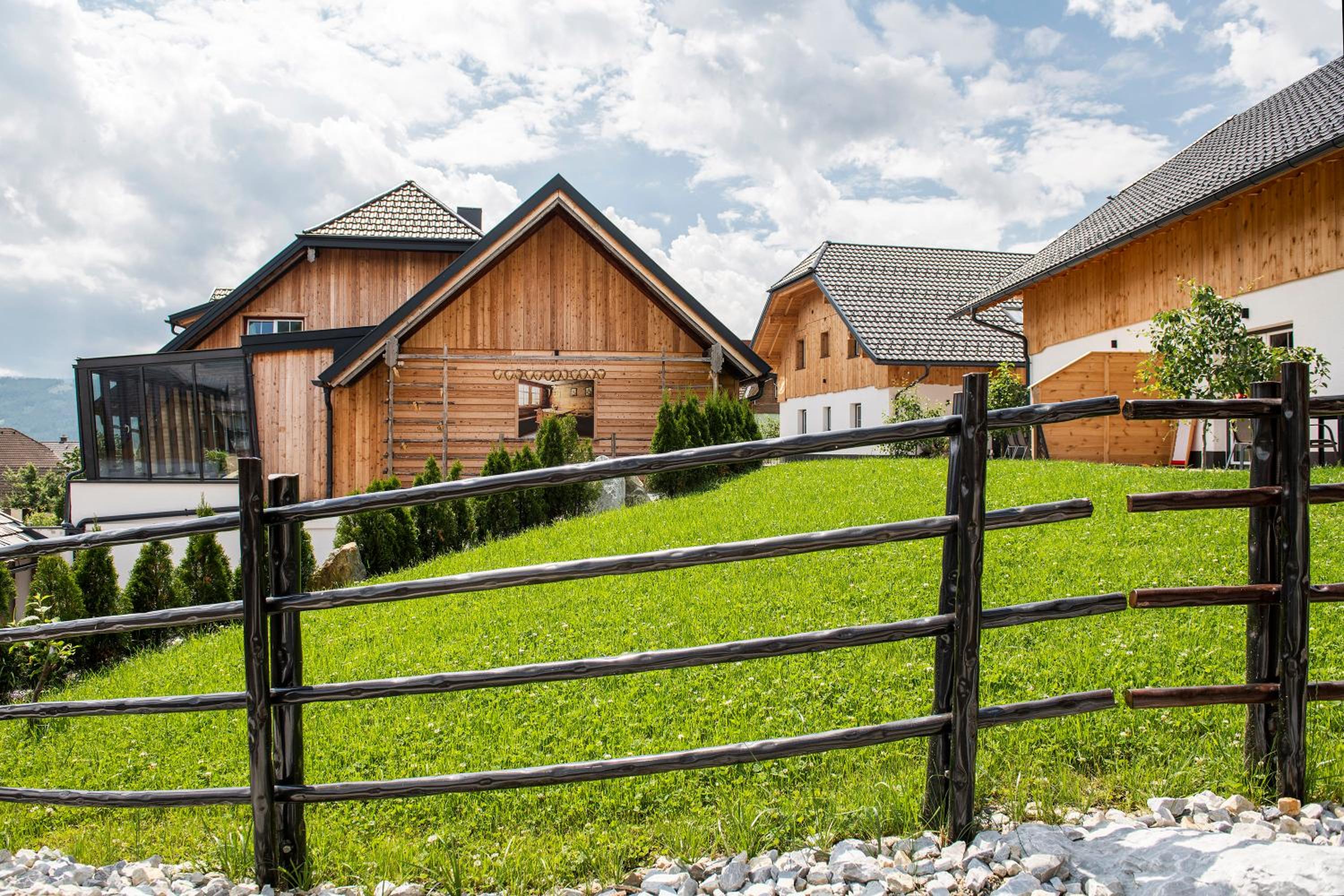 Holiday Home - Split Level - Photo 6