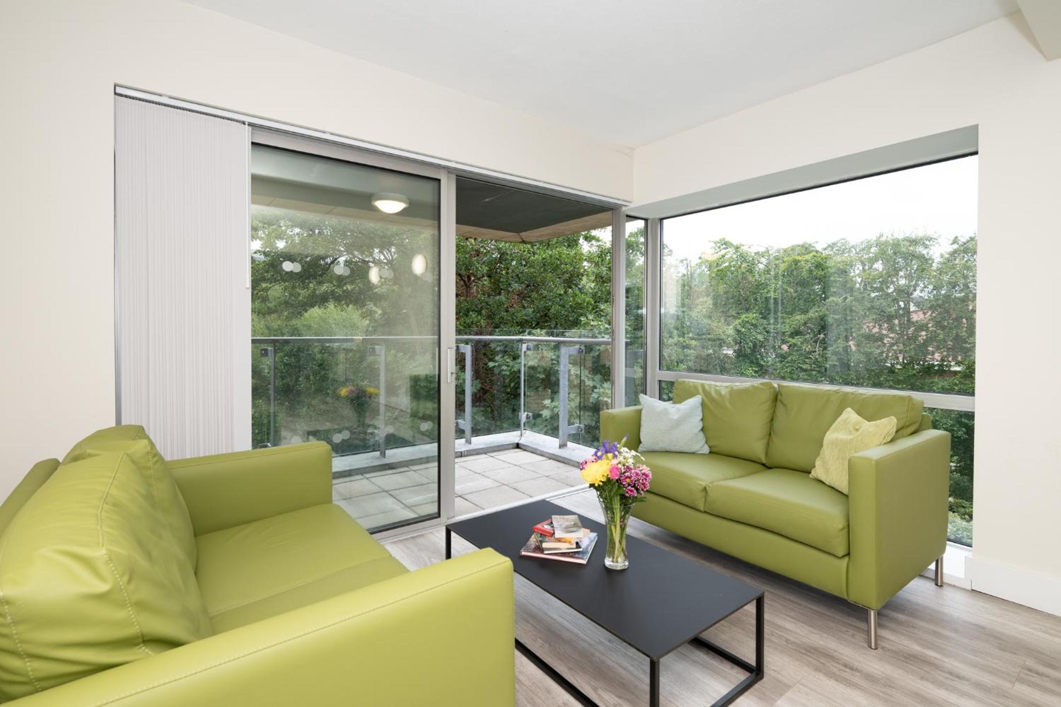 Private Single Room with Shared Kitchen